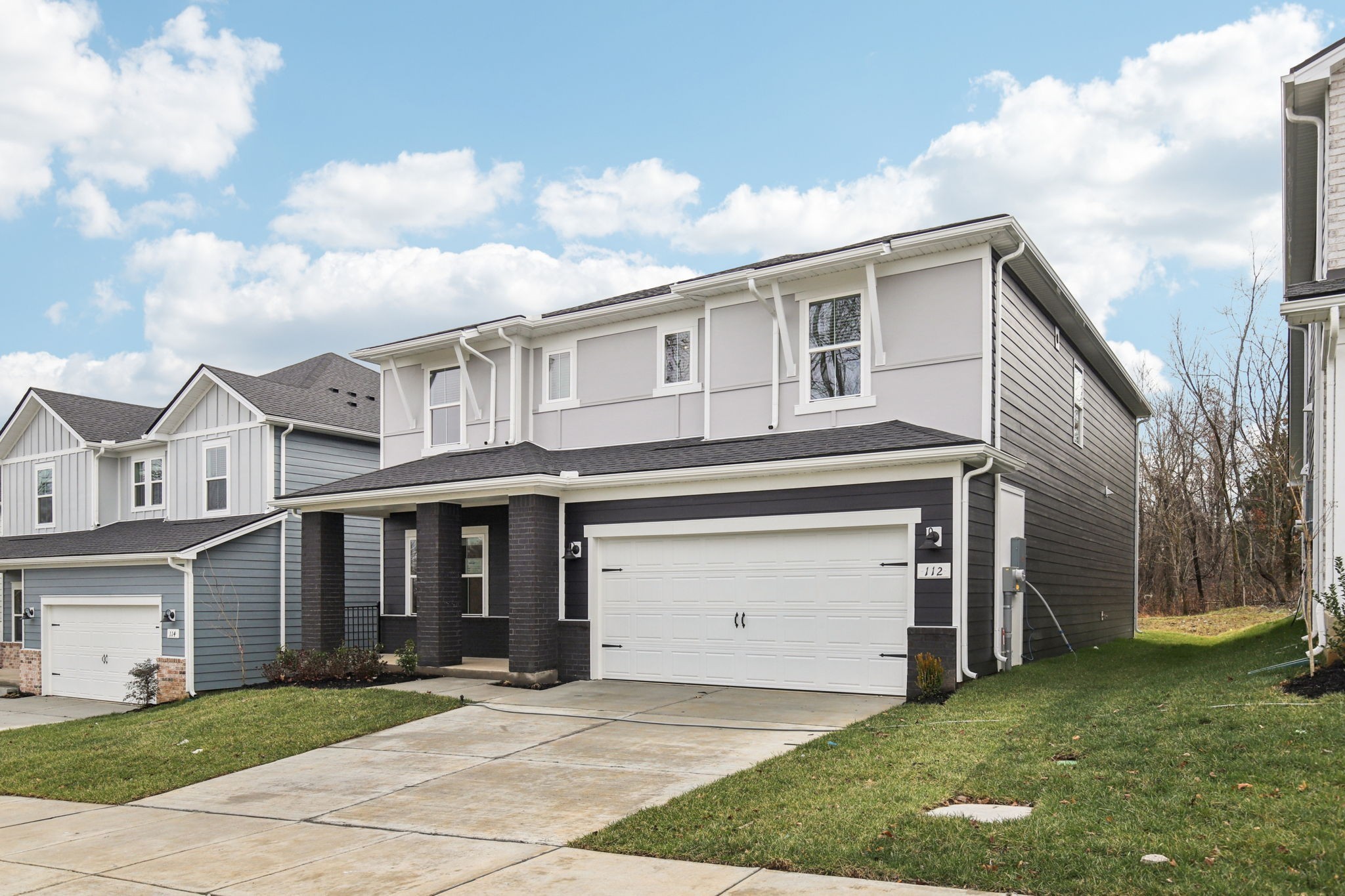 112 Vanguard Dr, La Vergne, TN 37086