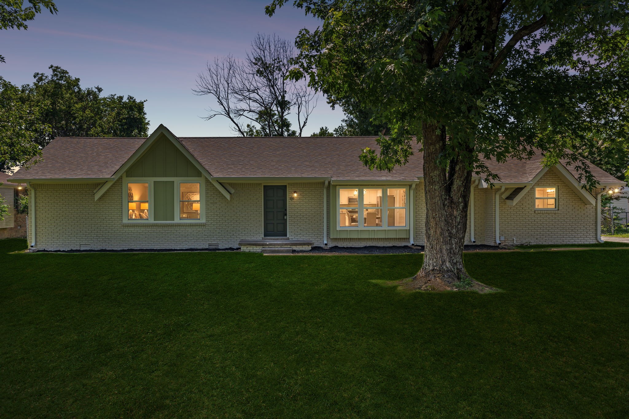 1158 Woodvale Dr, Gallatin, TN 37066