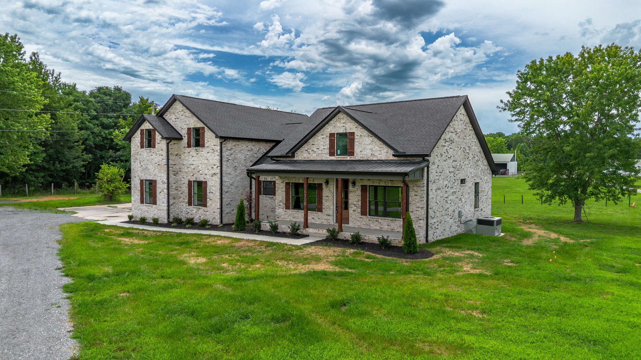 4398 Woodrow Wilson Rd, Springfield, TN 37172