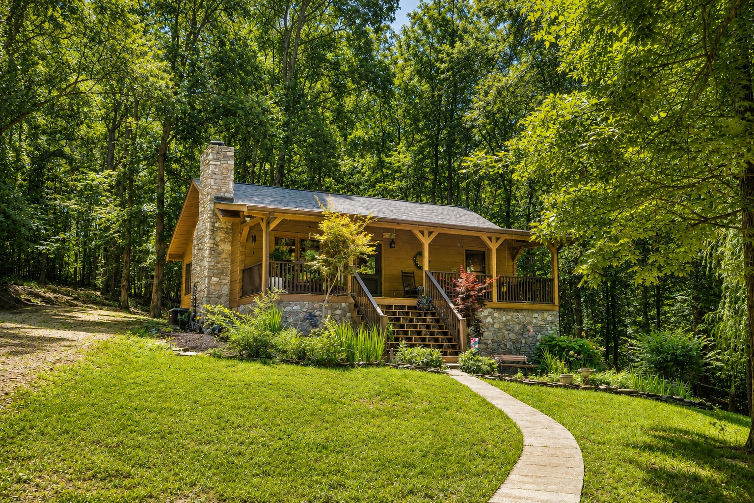 5833 Dewey Carr Rd, Bethpage, TN 37022