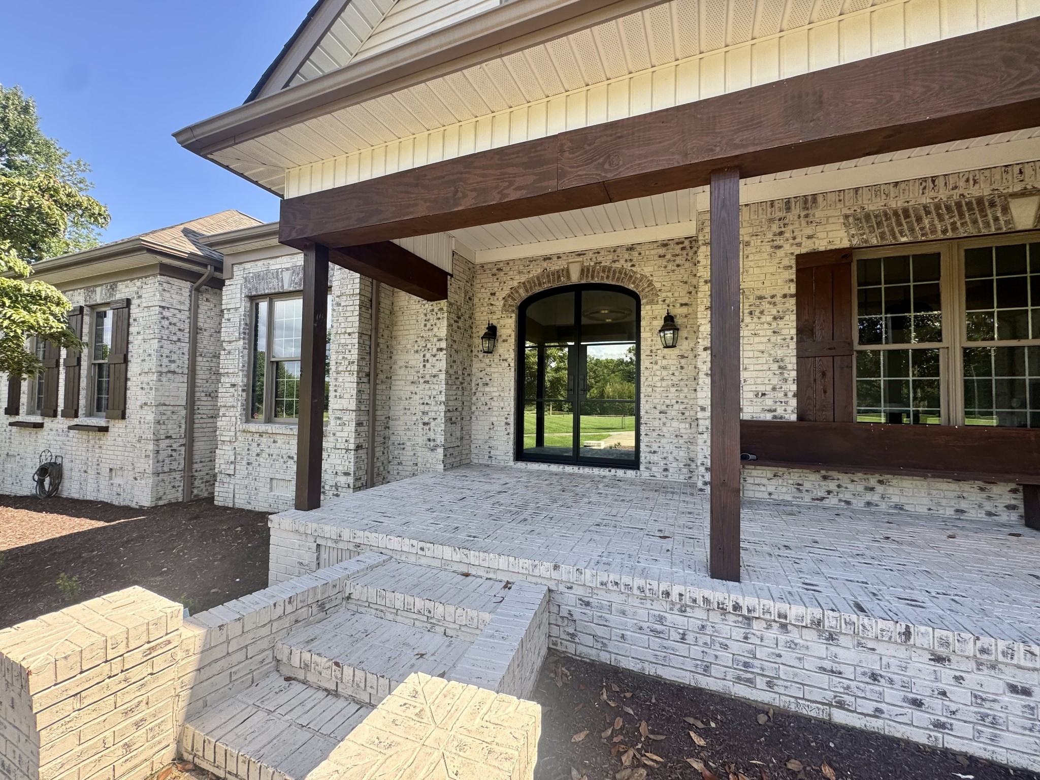 1205 Sequoya Trl, Columbia, TN 38401