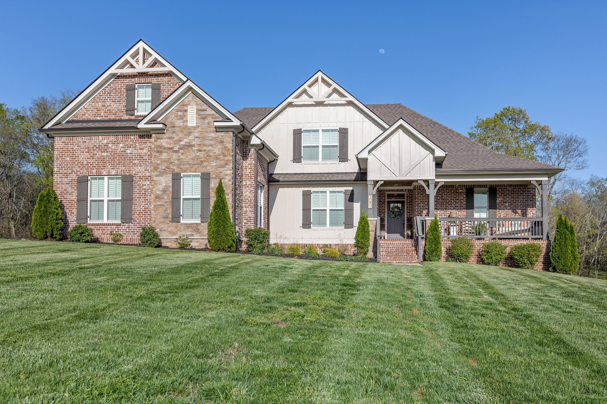 1070 Hideaway Rd, Columbia, TN 38401