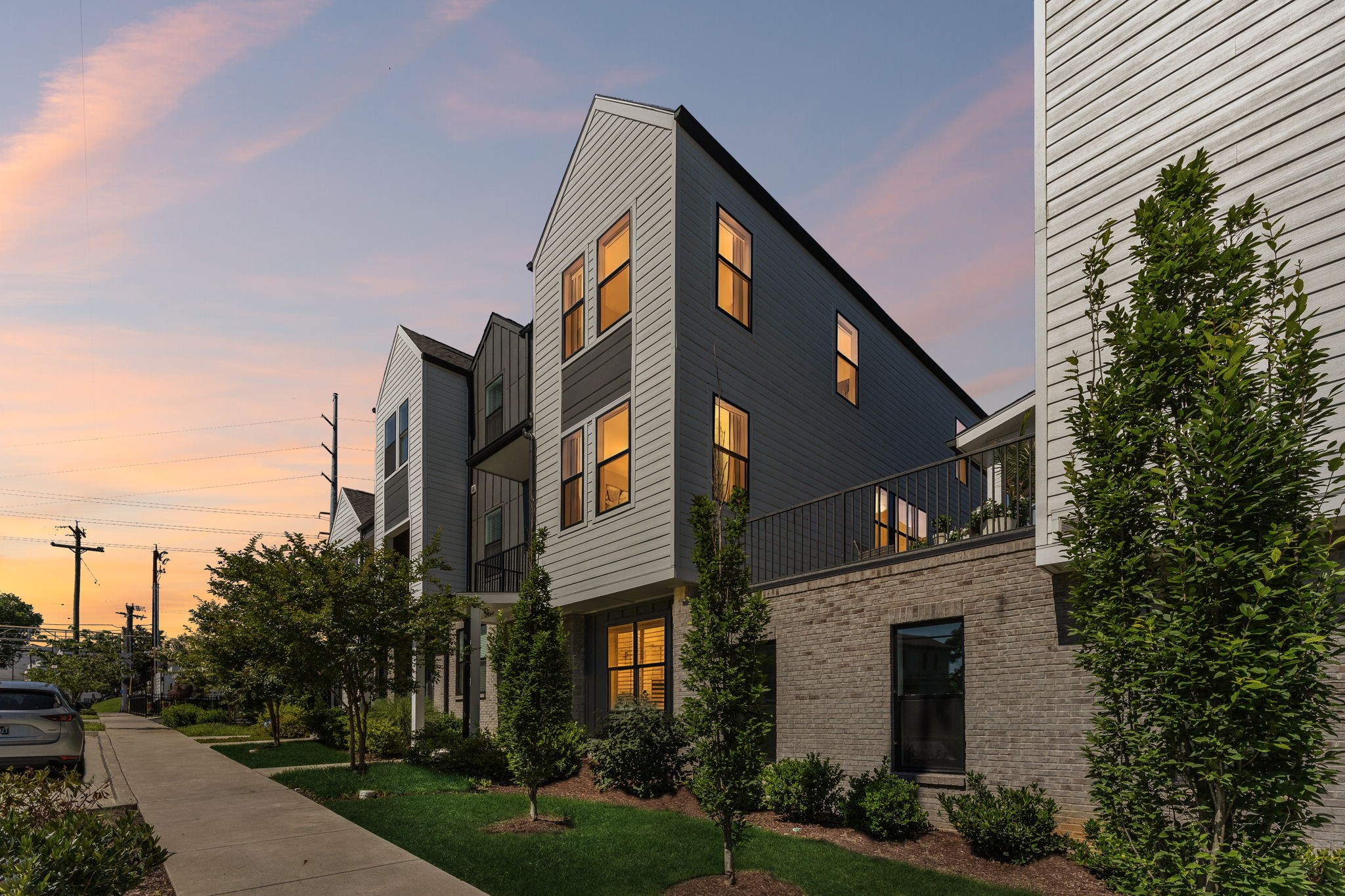 1007 44th Ave N, Nashville, TN 37209