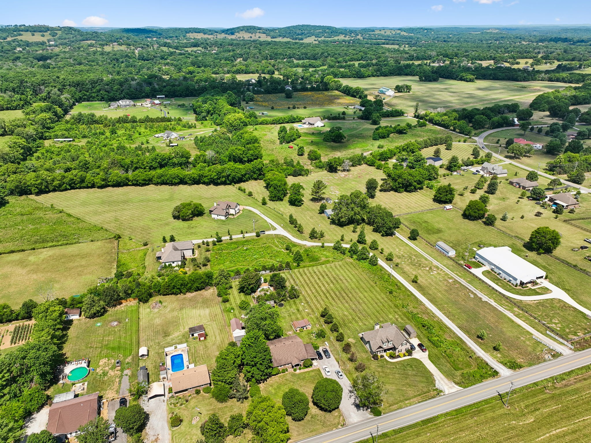 3930 Big Springs Rd, Lebanon, TN 37090
