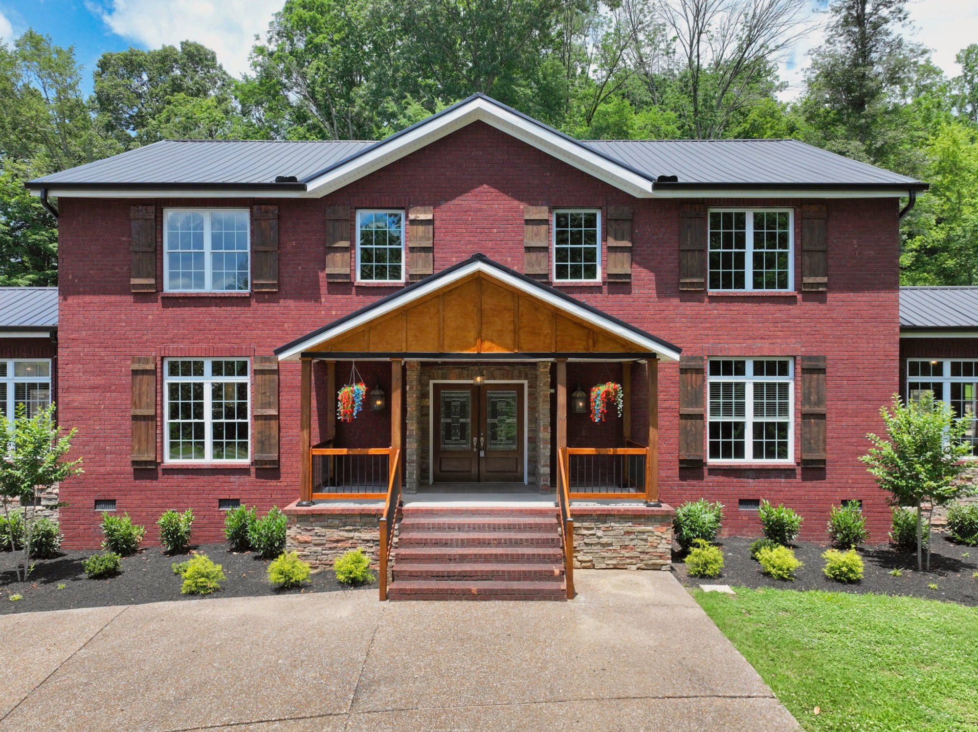 125 Happy Hollow Rd, Goodlettsville, TN 37072