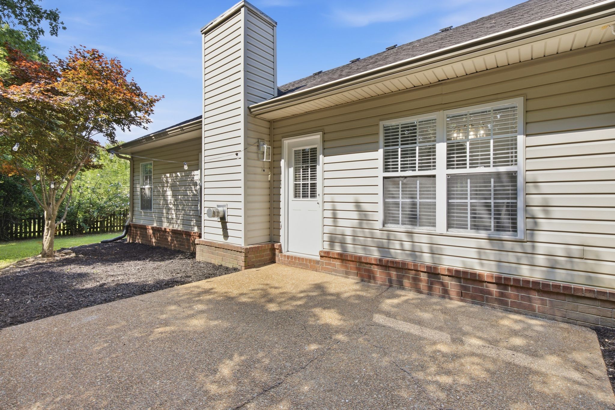 2646 Churchill Dr, Thompsons Station, TN 37179