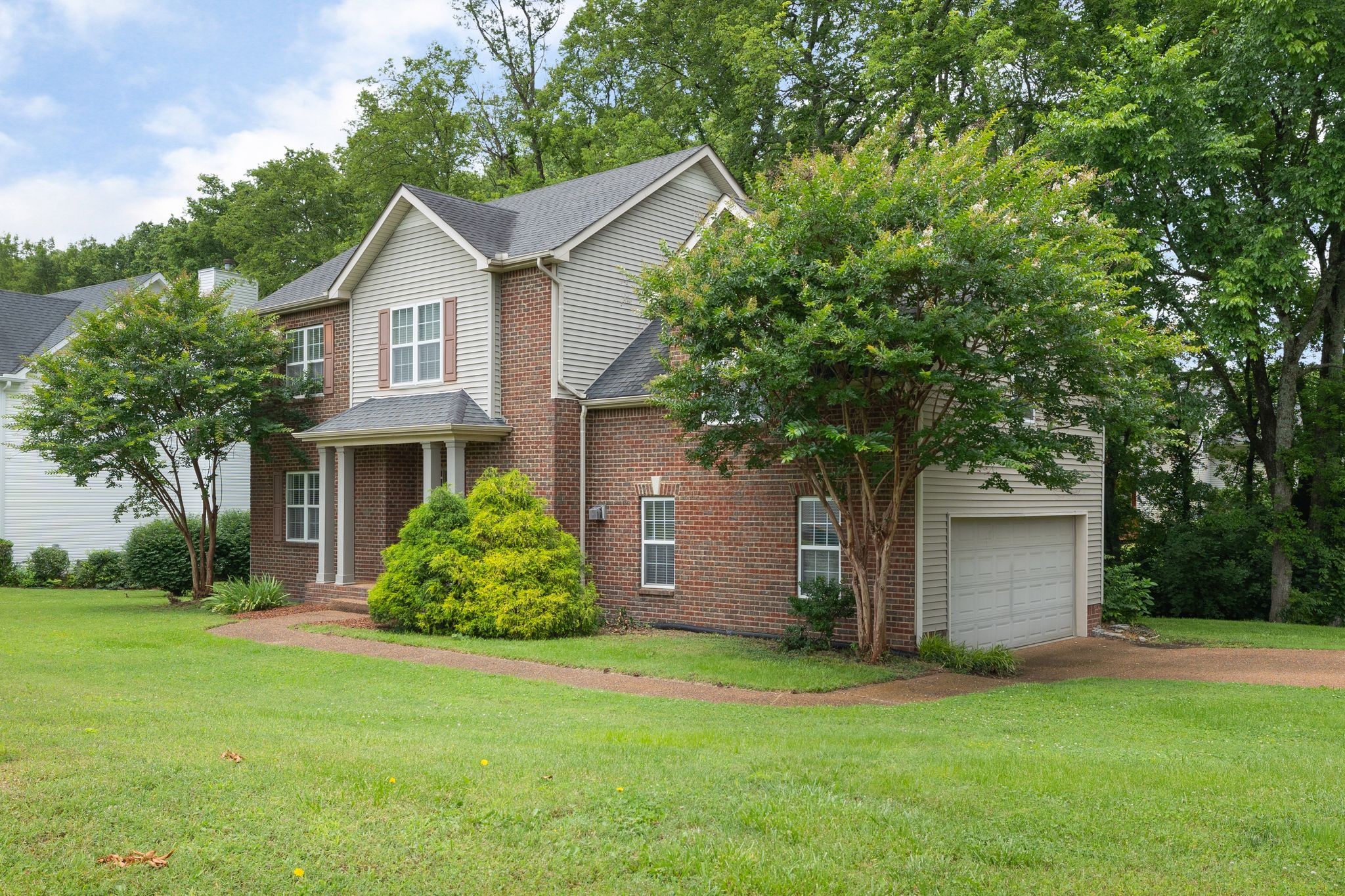 2571 Milton Ln, Thompsons Station, TN 37179