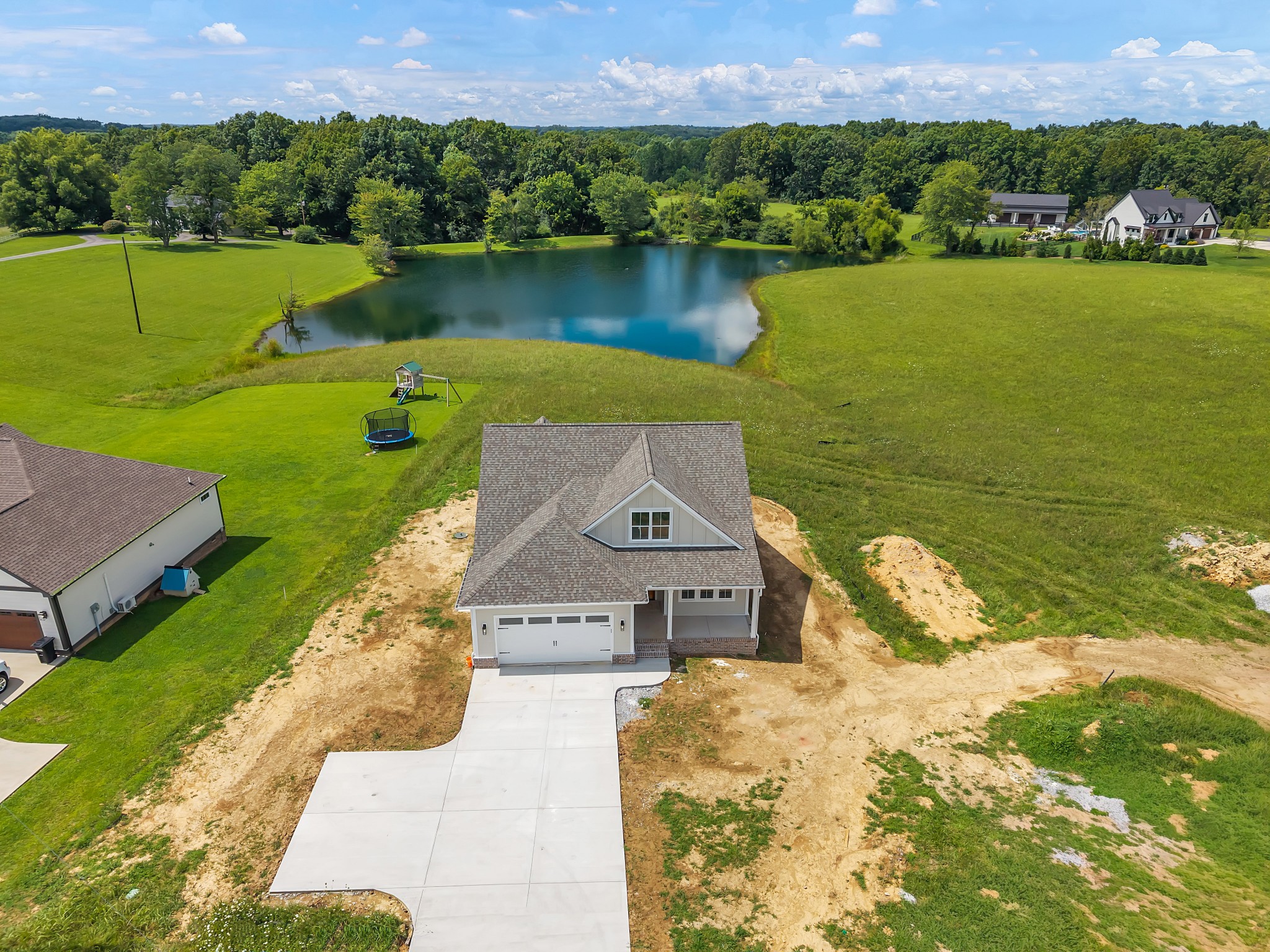 1171 Abiff Rd, Bon Aqua, TN 37025