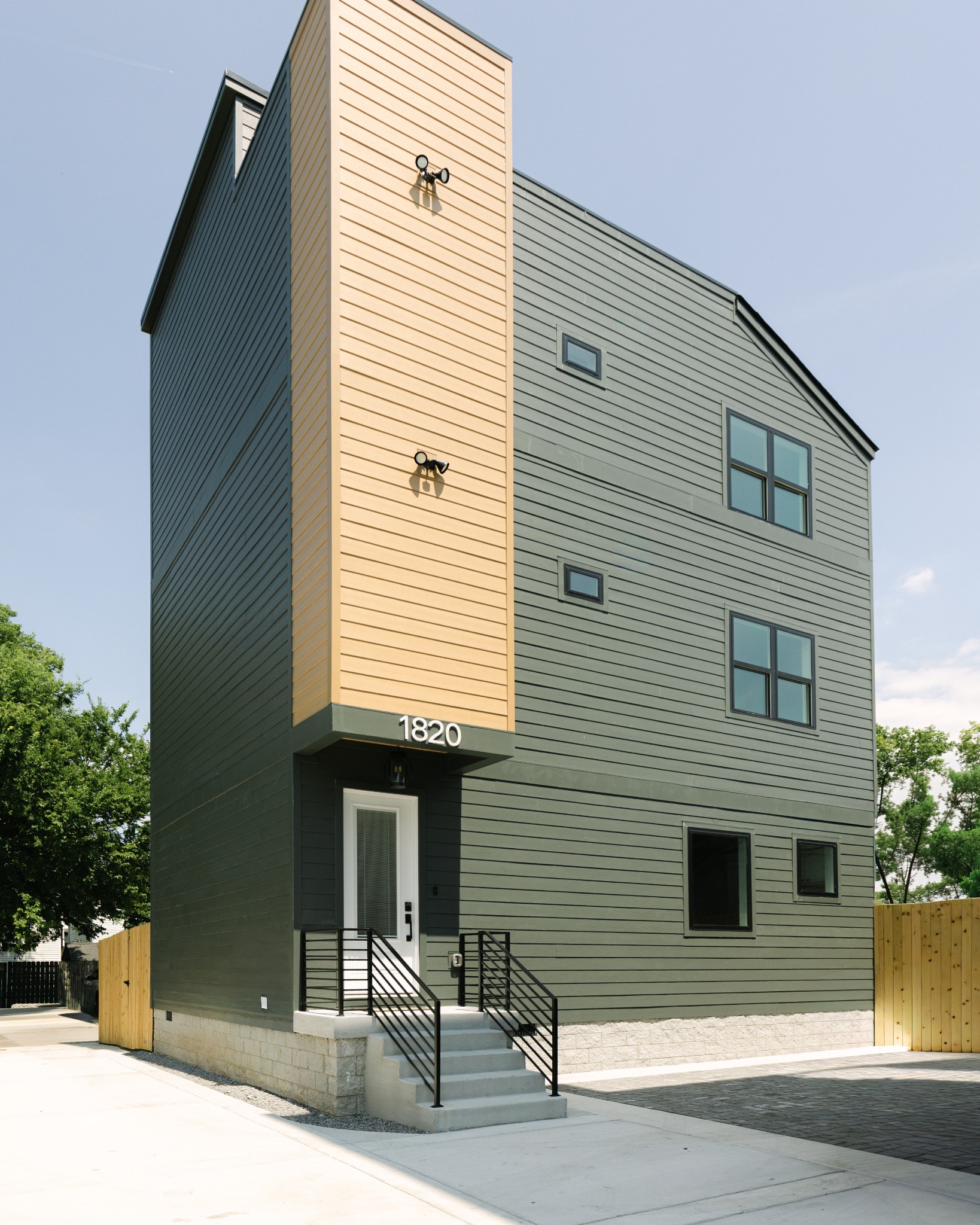 1820 Dr Db Todd Jr Blvd, Nashville, TN 37208