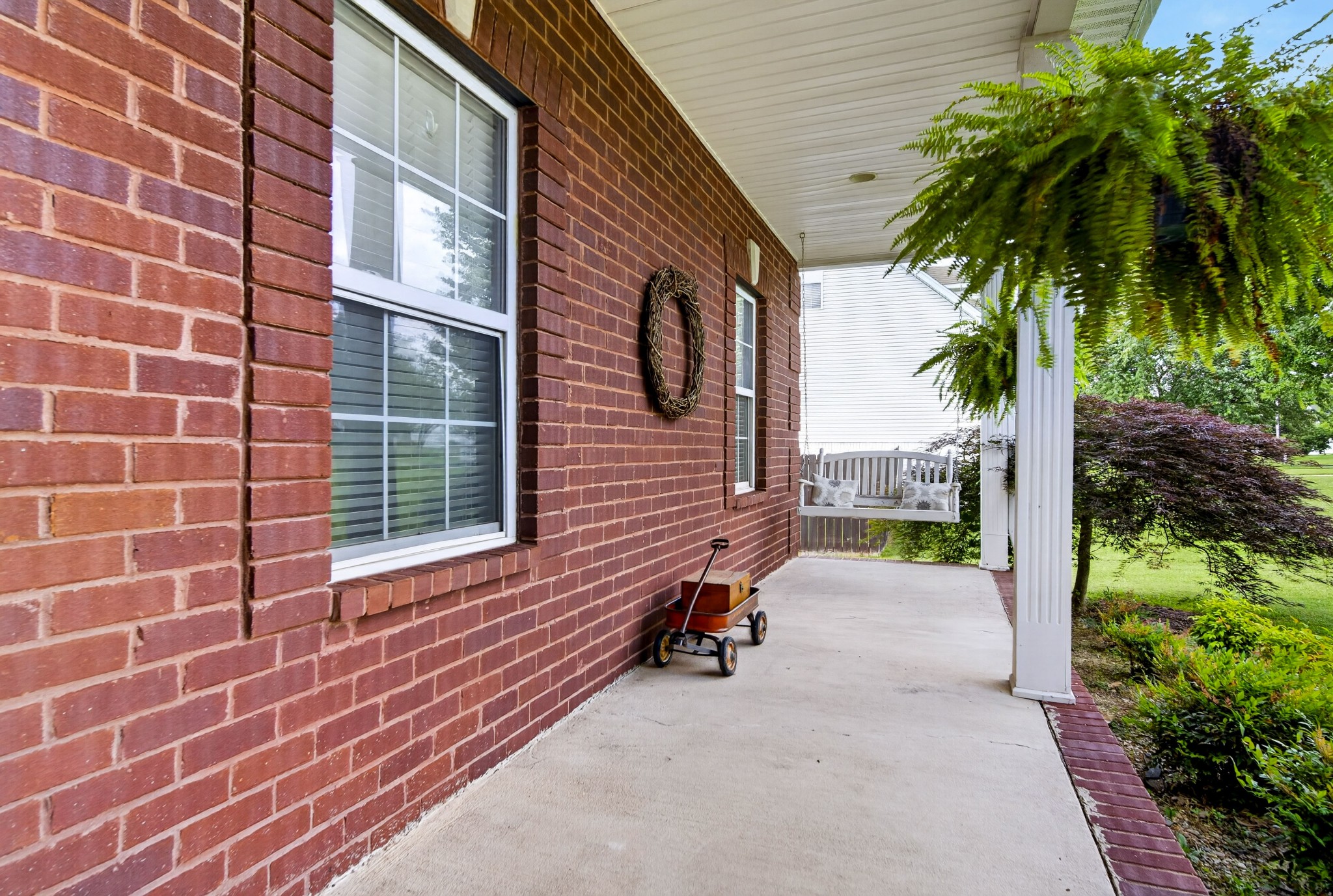 120 Strassle Dr, White House, TN 37188