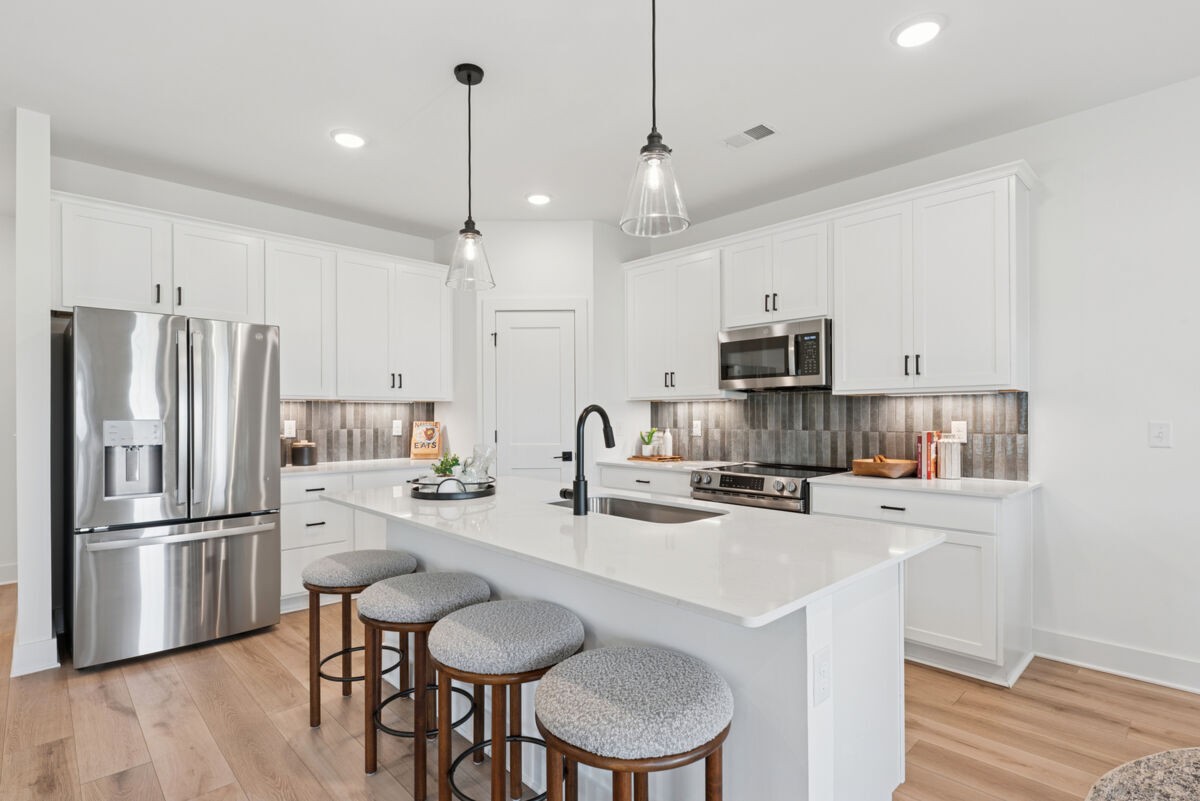 500 Canal Cir, Nashville, TN 37214