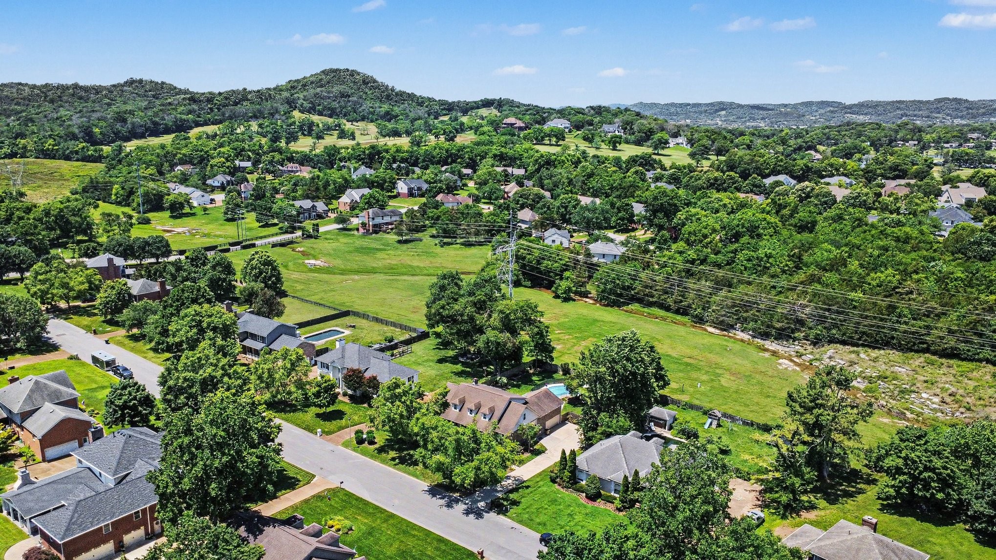 8324 Carriage Hills Dr, Brentwood, TN 37027