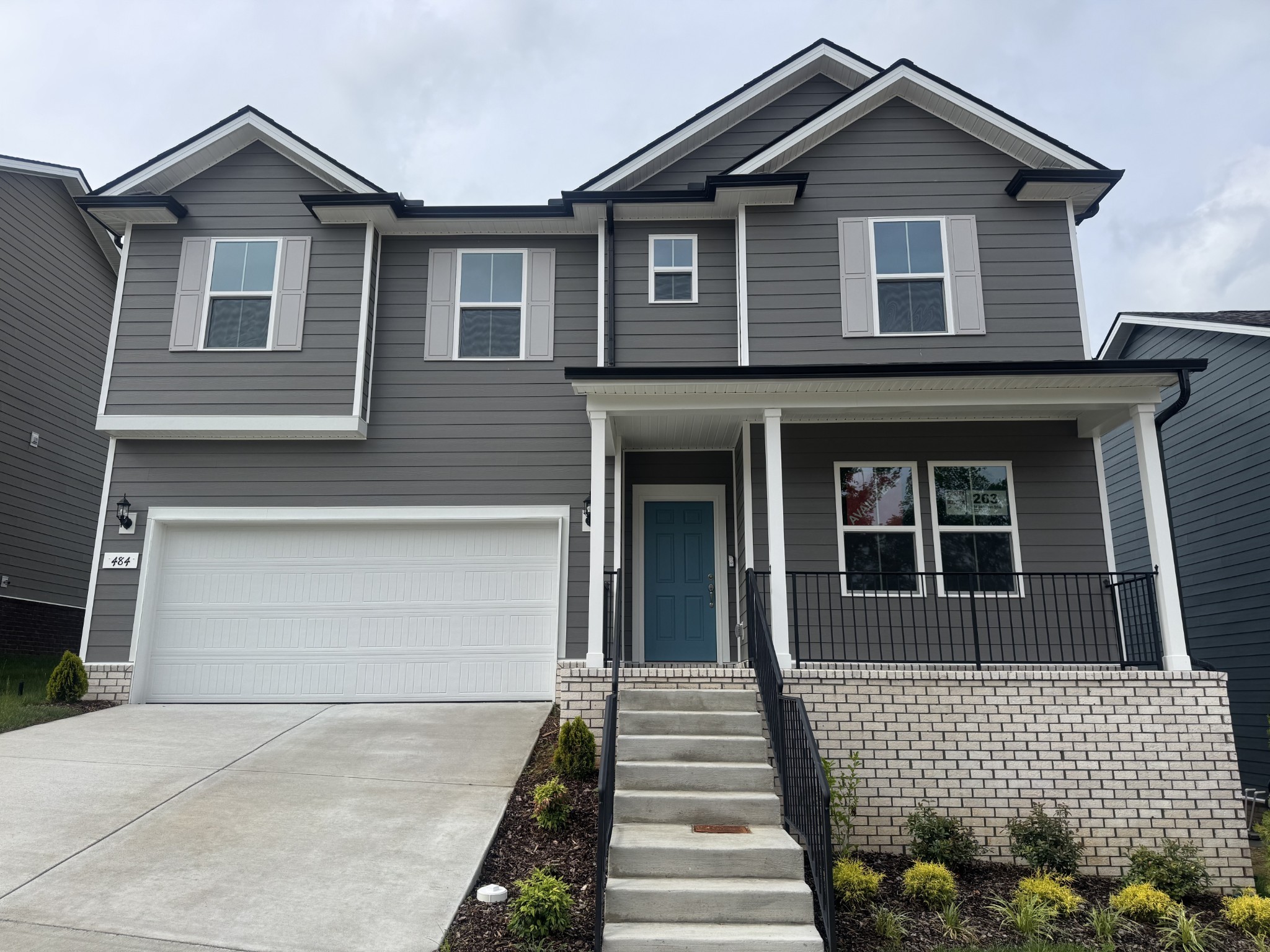 209 Land Breeze Dr, La Vergne, TN 37086