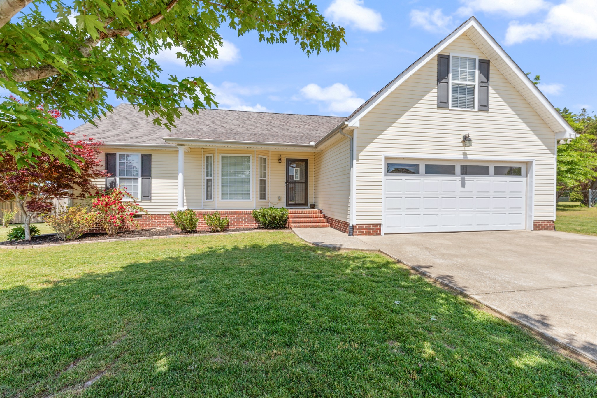 207 Coleman Dr, White Bluff, TN 37187