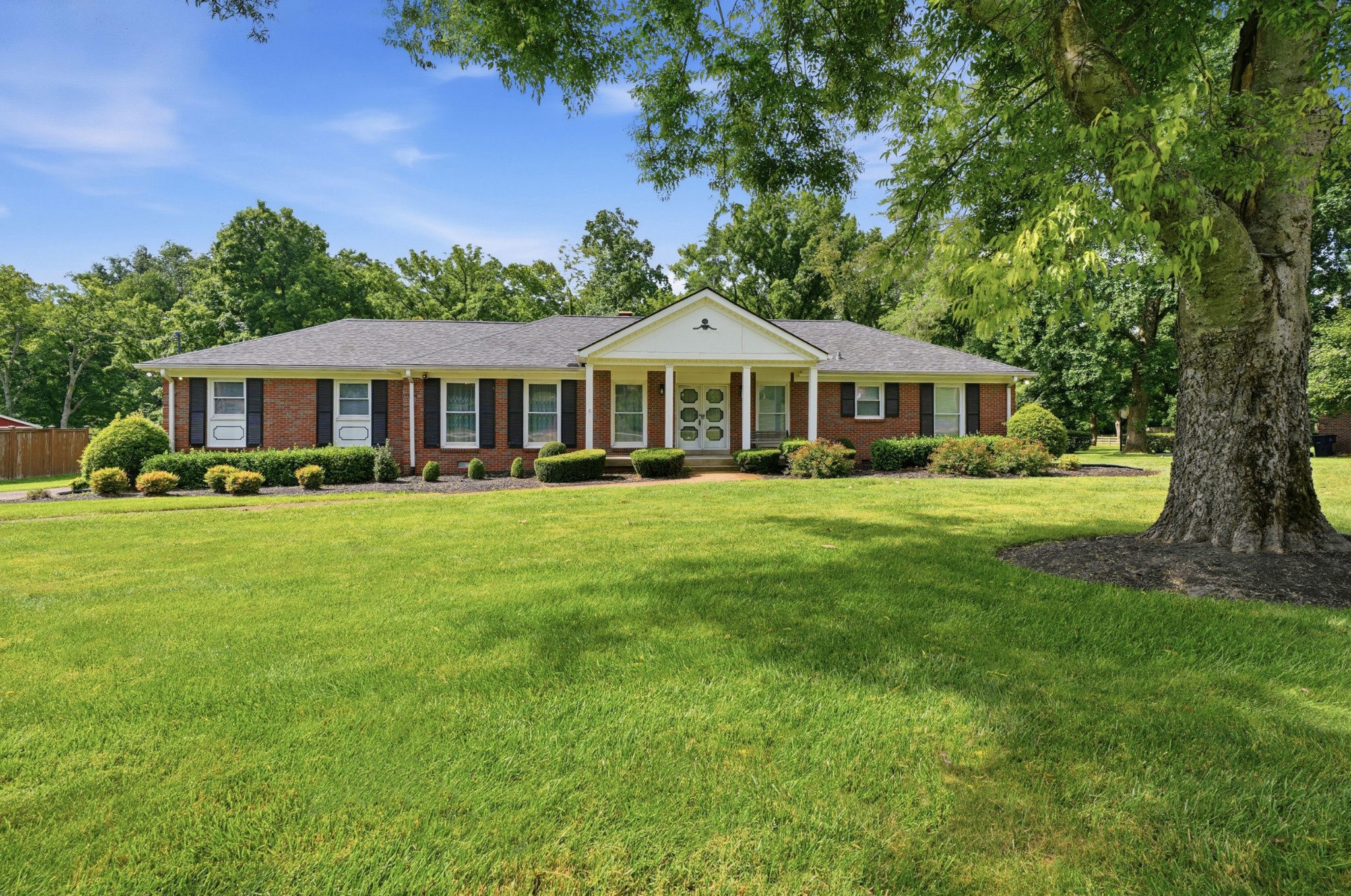 481 Broadwell Dr, Nashville, TN 37220