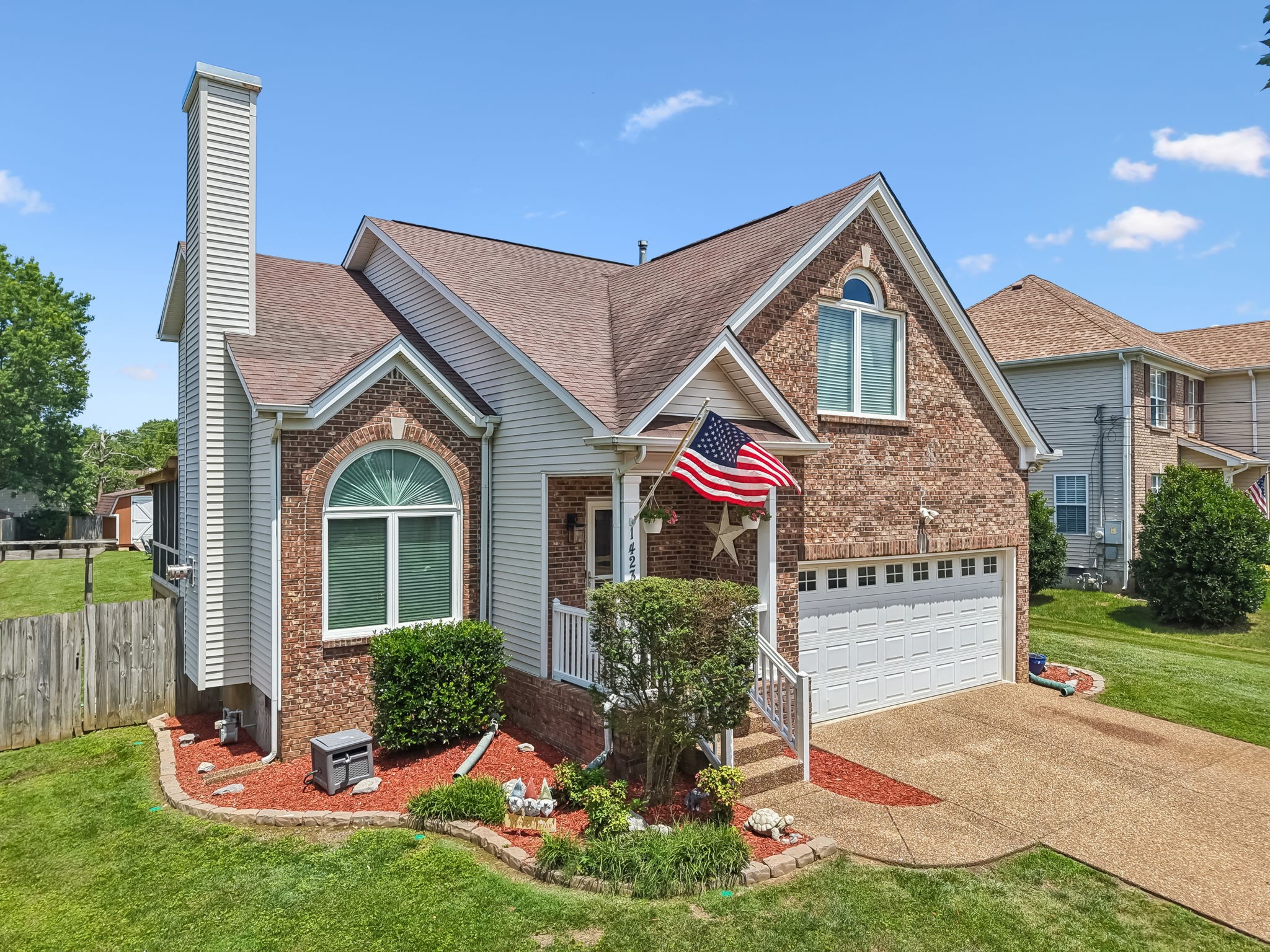 1423 Hilltop Dr, Mount Juliet, TN 37122