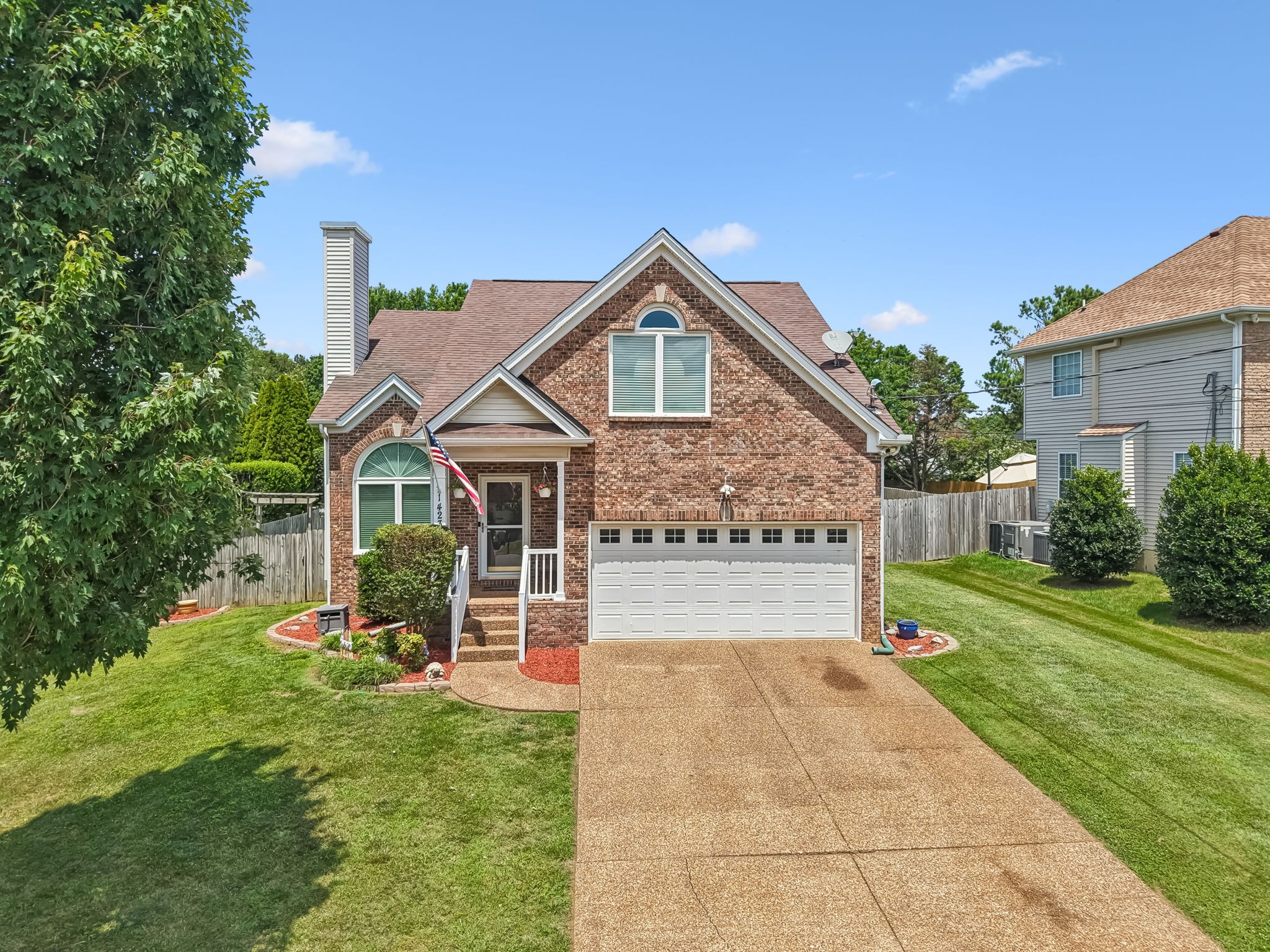 1423 Hilltop Dr, Mount Juliet, TN 37122