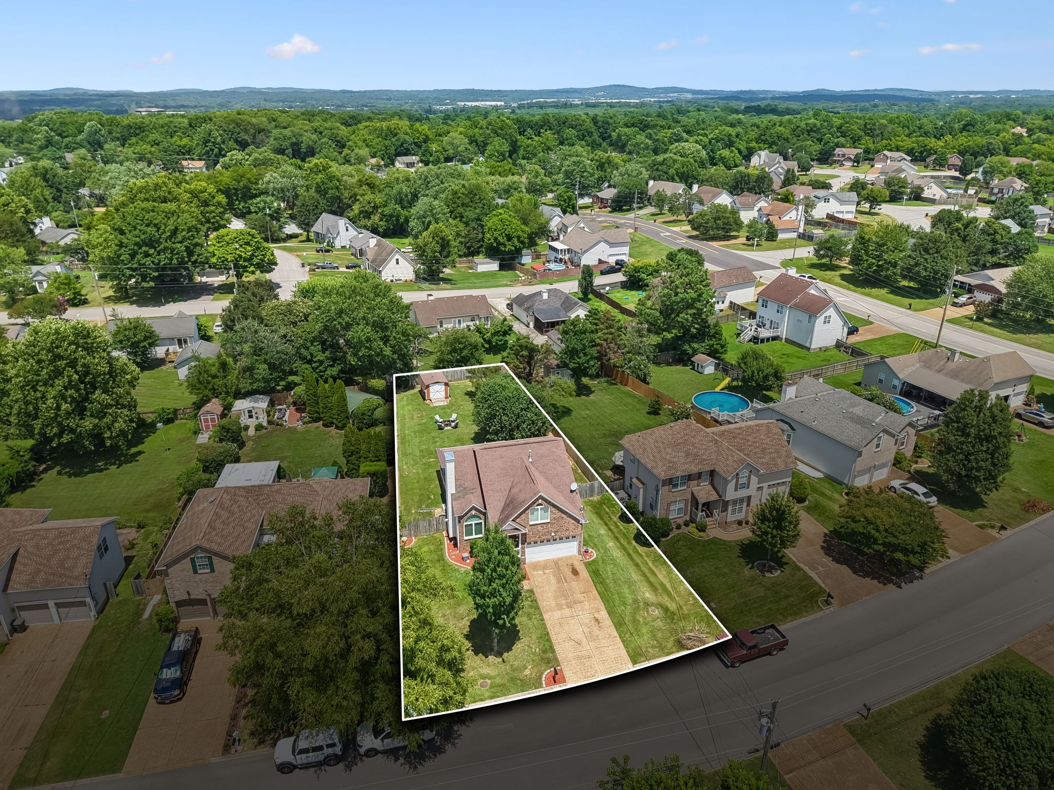 1423 Hilltop Dr, Mount Juliet, TN 37122