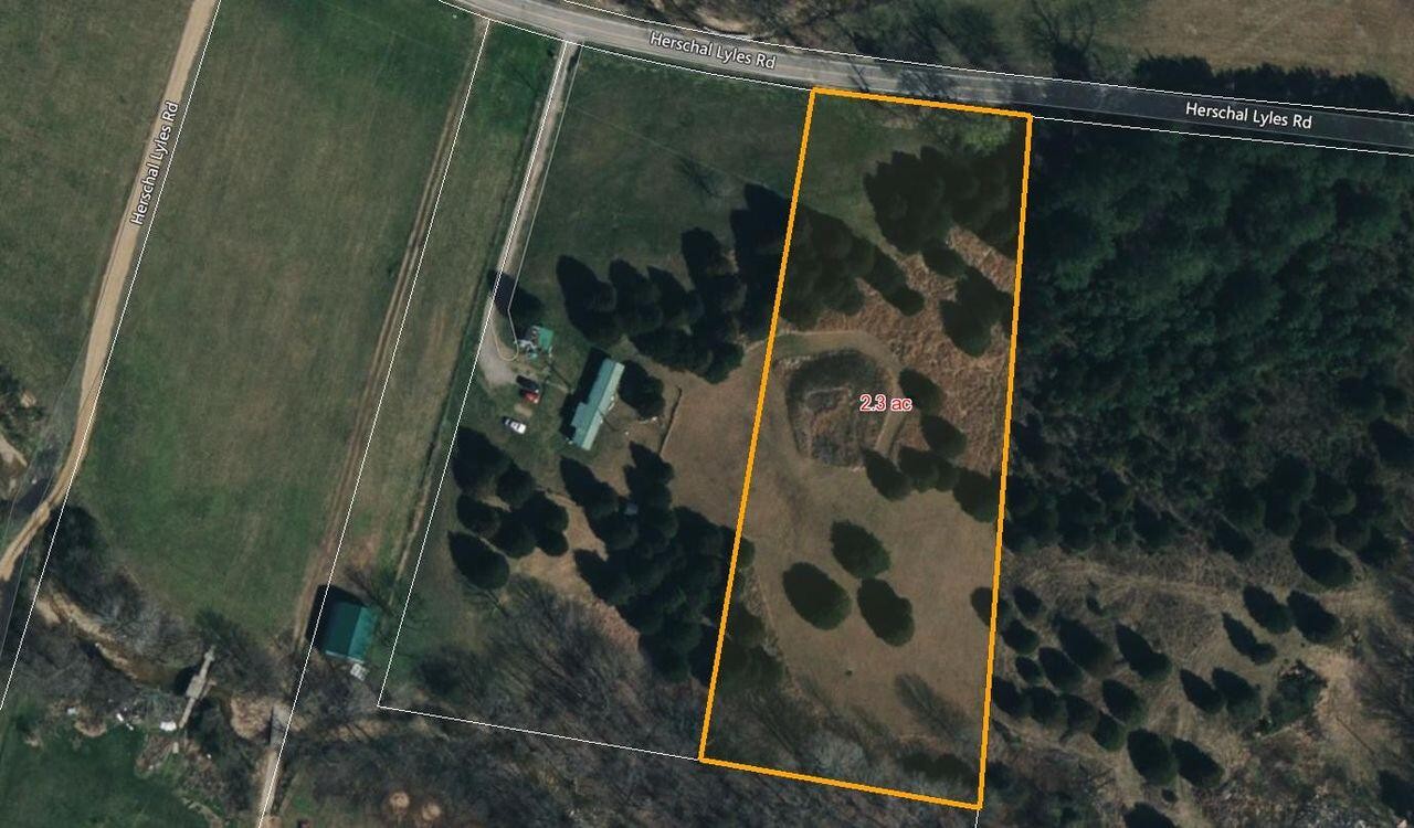 1334 Herschal Lyles, Westmoreland, TN 37186