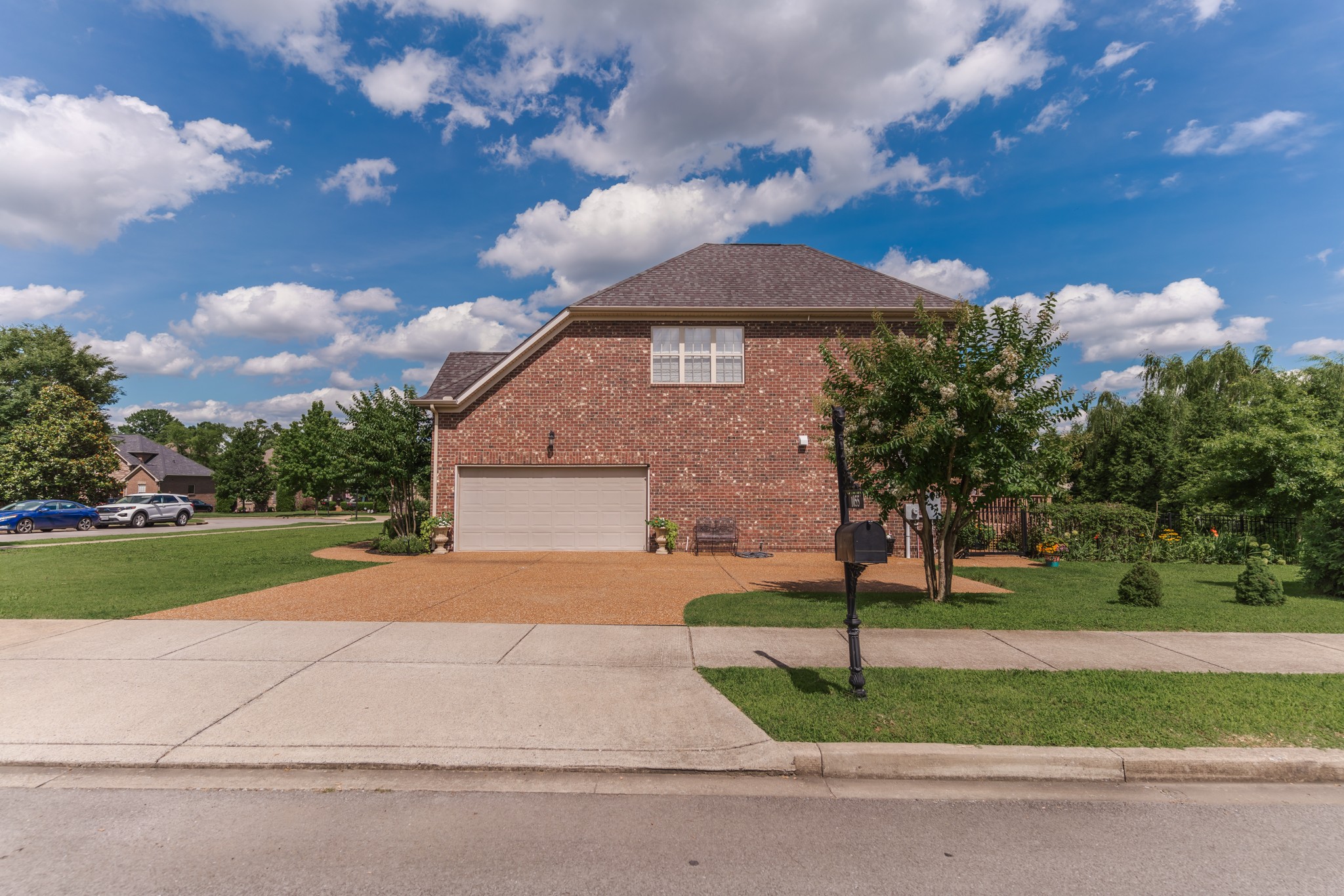 1055 Sierra Gorda Dr, Gallatin, TN 37066