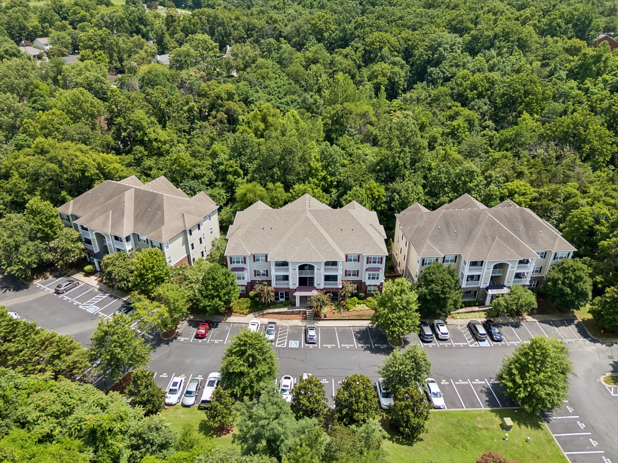 4846 Bevendean Dr #C12, Nashville, TN 37211