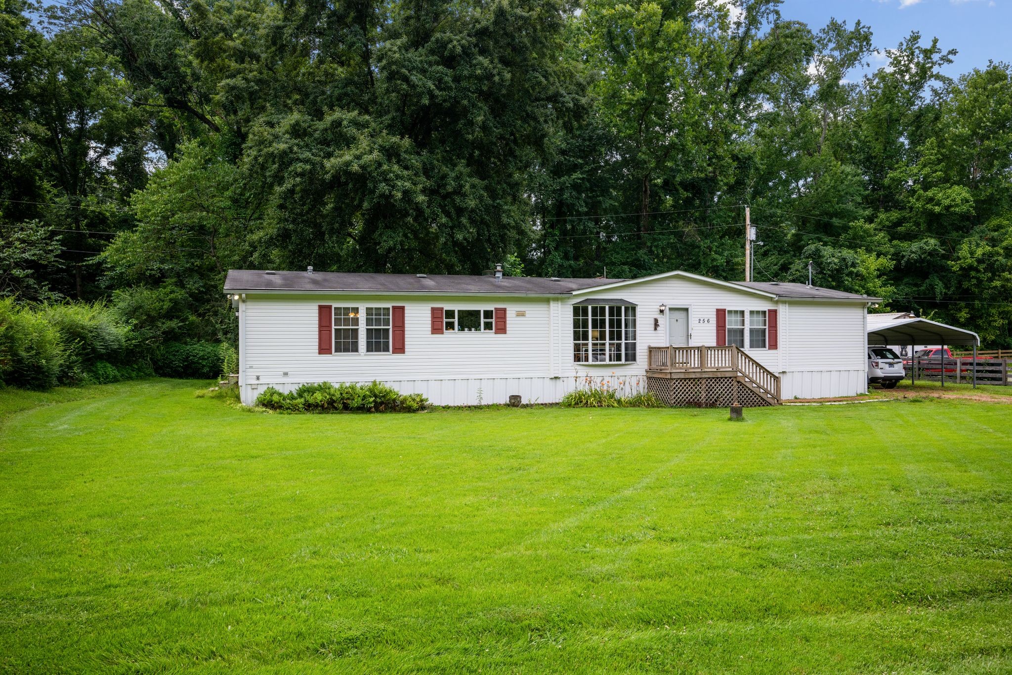 256 Hillcrest Rd, Kingston Springs, TN 37082