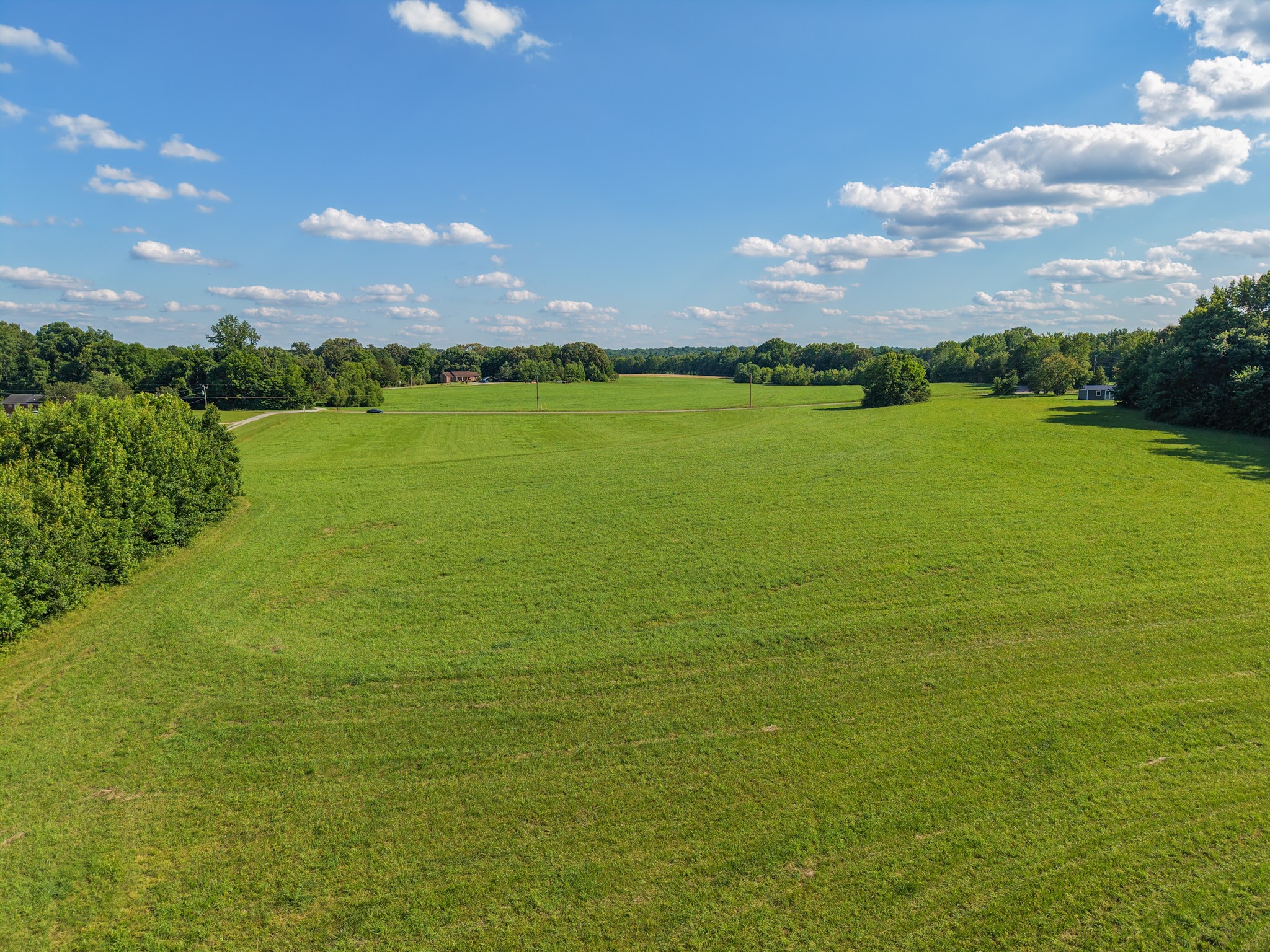4 Poplar Ridge Rd, Chapmansboro, TN 37035