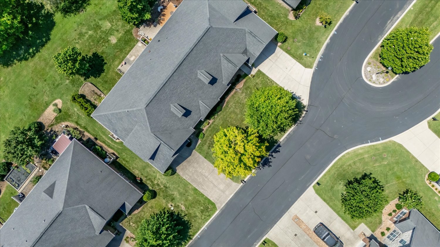 112 Silverstone Ln, Hermitage, TN 37076
