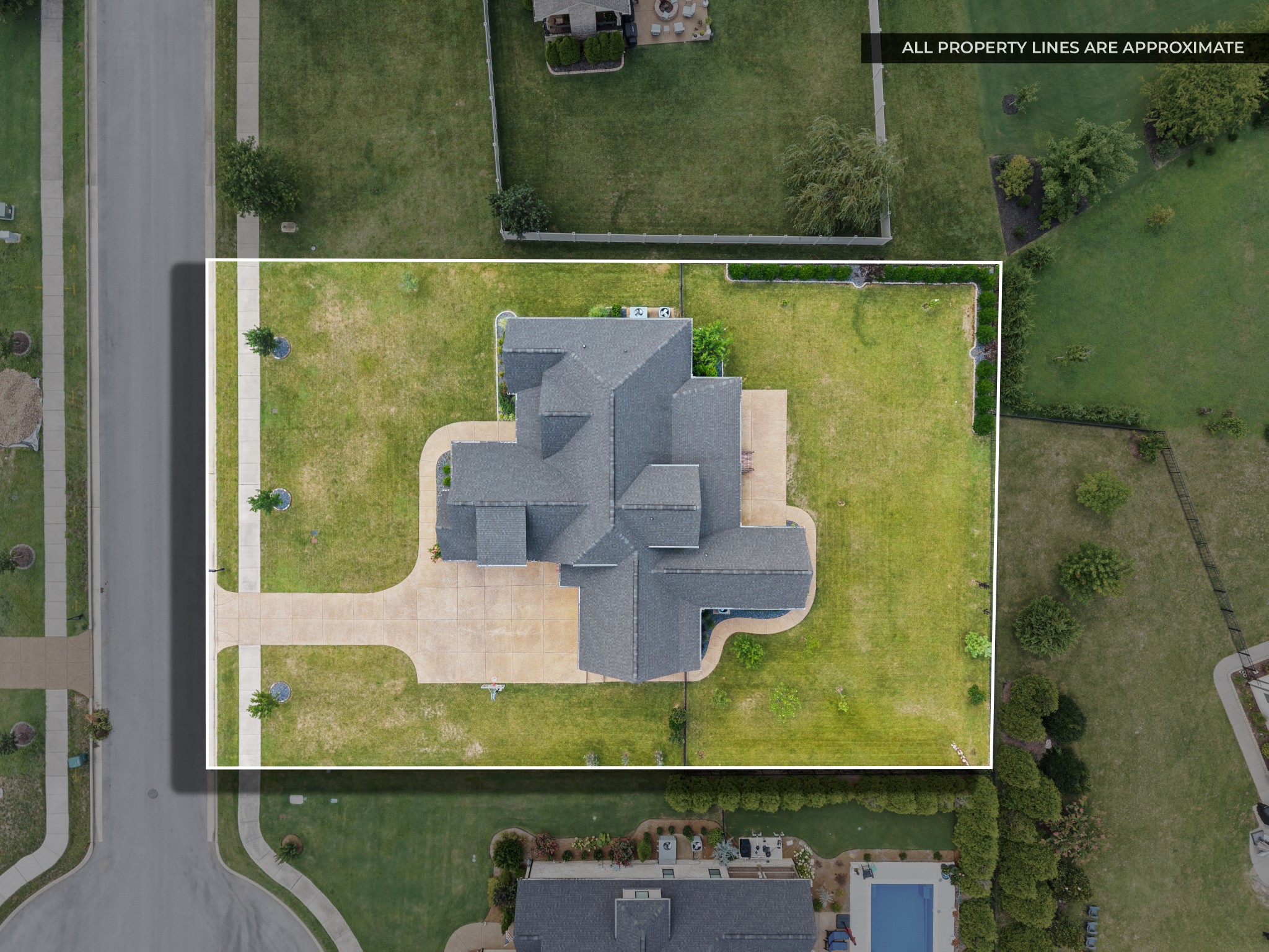 731 Farmington Dr, Lebanon, TN 37087