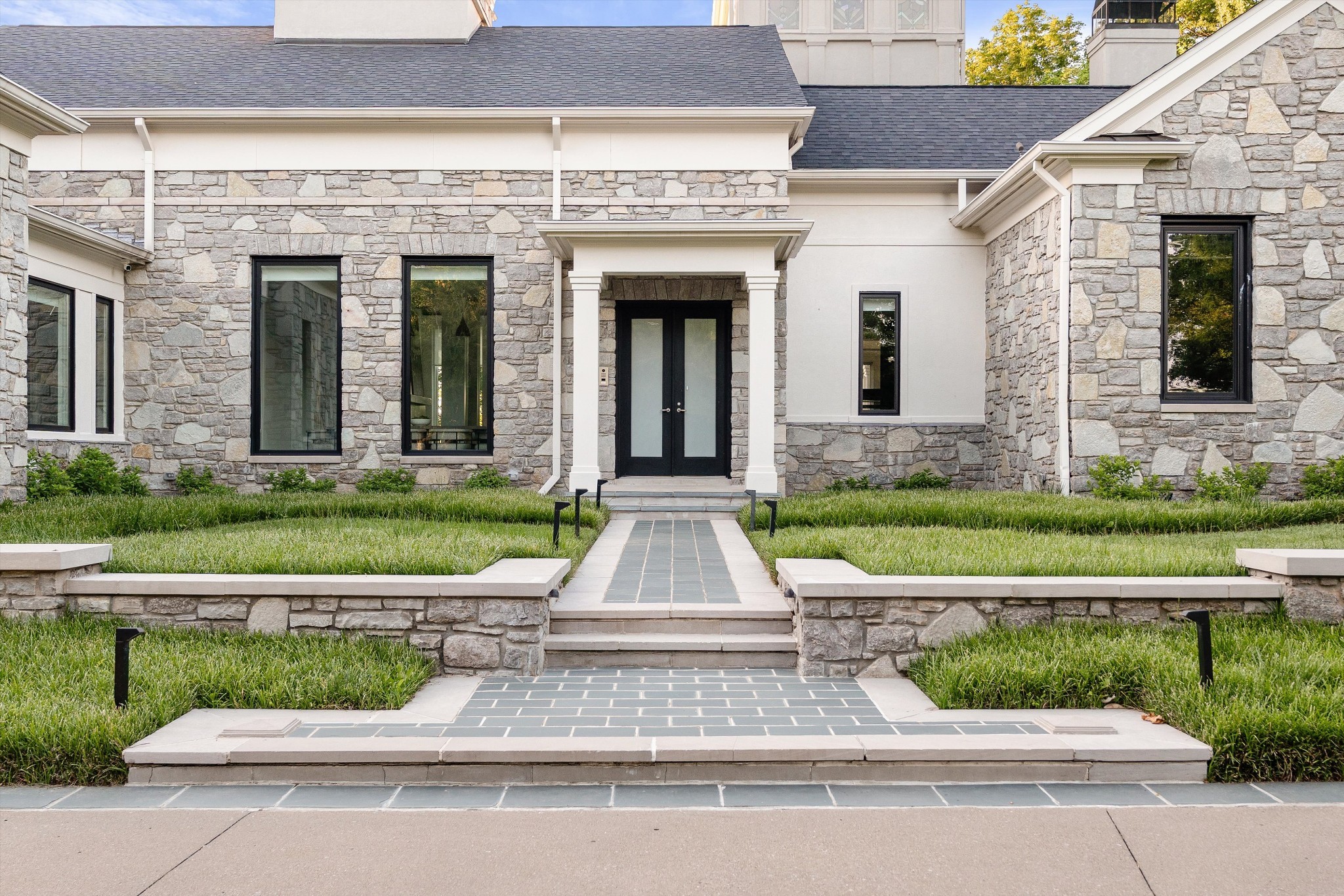 7 Colonel Winstead Dr, Brentwood, TN 37027