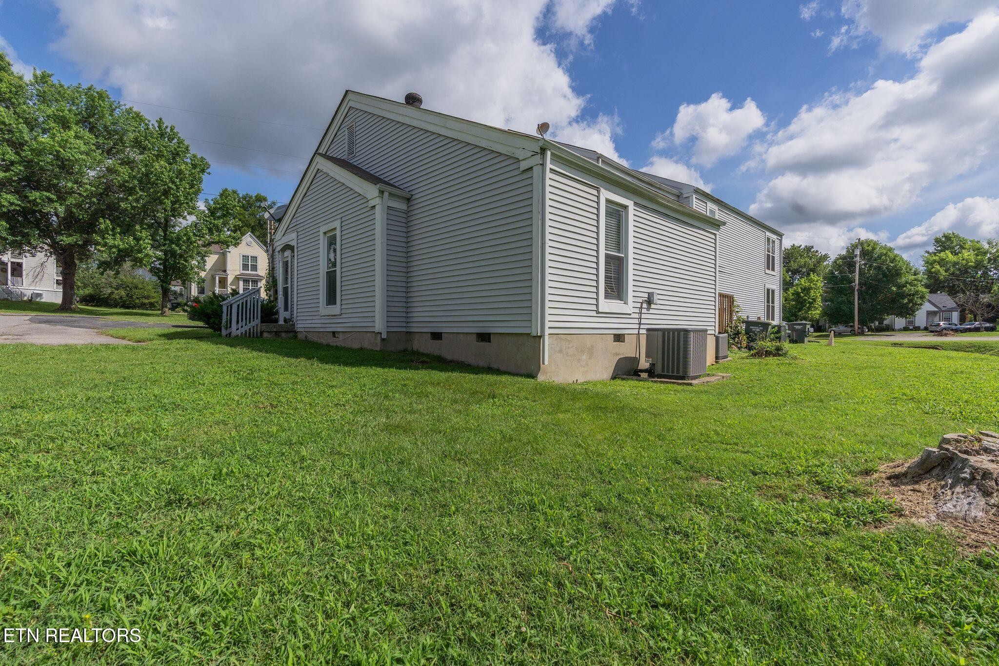 912 Rachels Pl, Hermitage, TN 37076