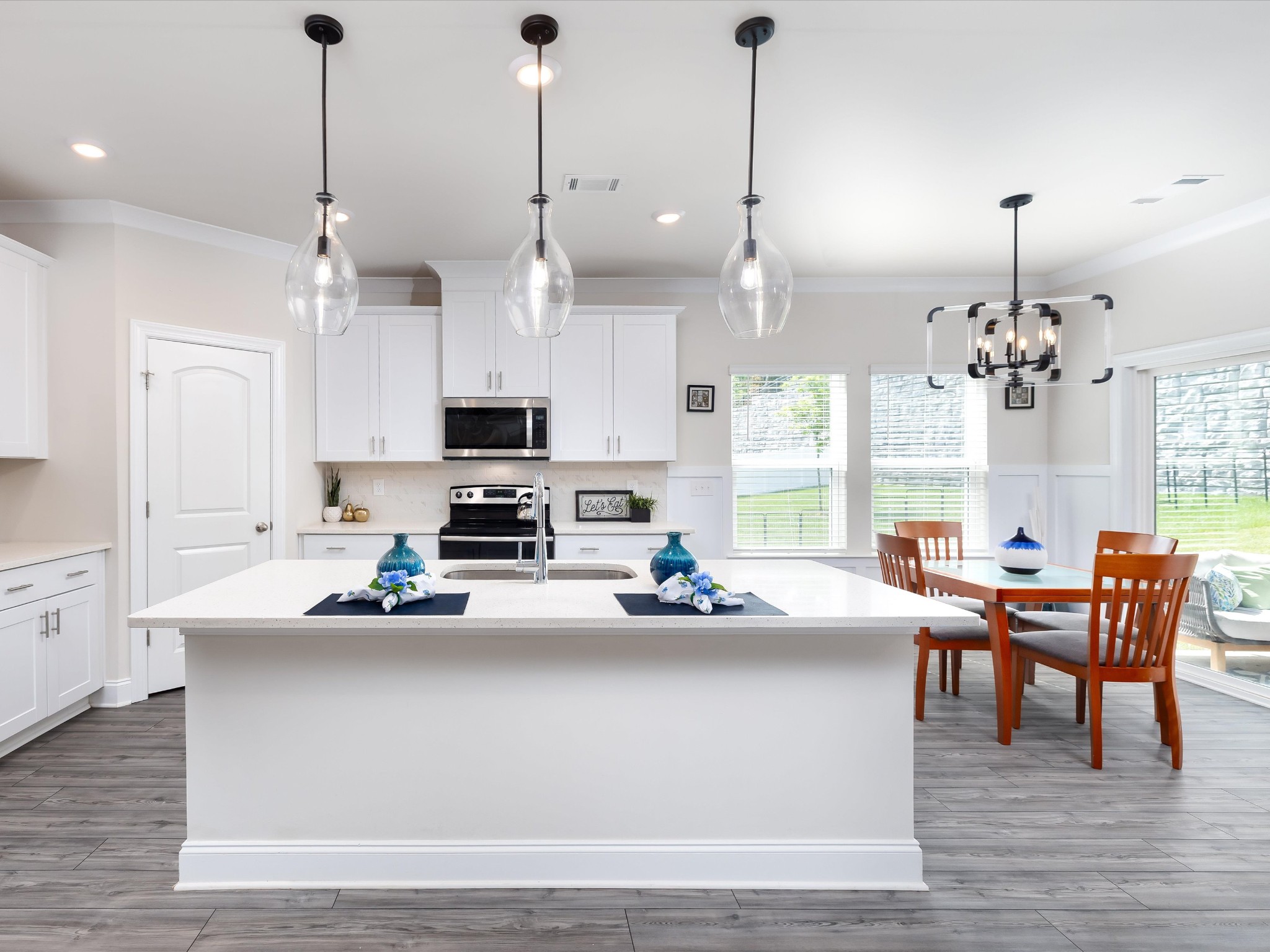 7389 Blue Gable Rd, Hermitage, TN 37076