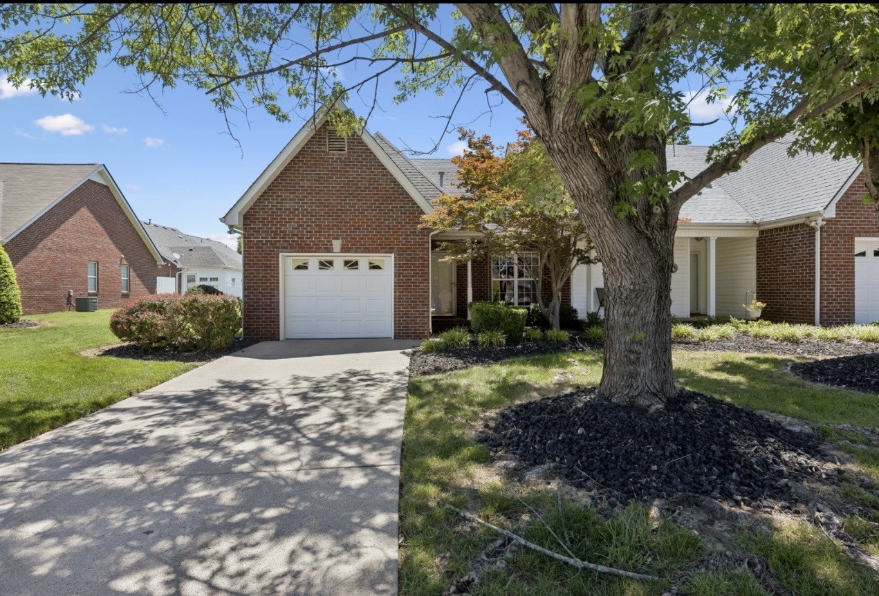 405 Ravencliff Ct, Smyrna, TN 37167