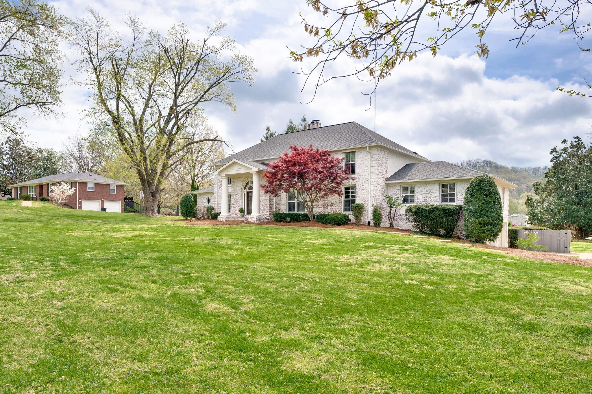 1937 Shamrock Dr, Brentwood, TN 37027