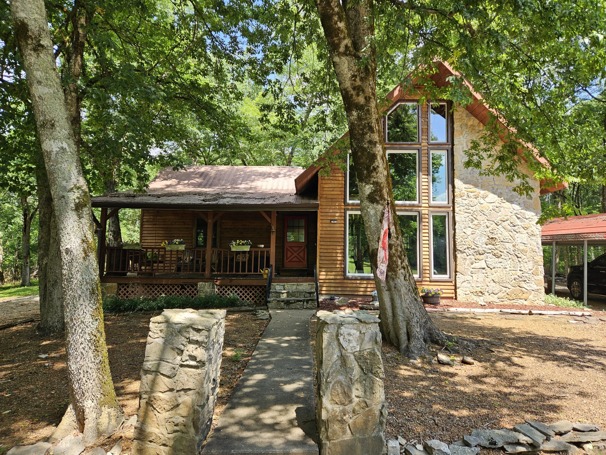 294 Lakeside Dr, Carthage, TN 37030