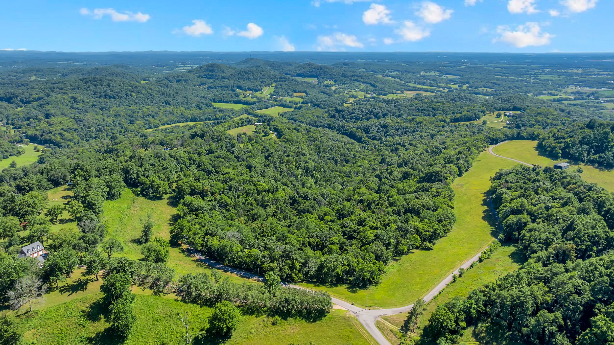 0 Wolf Hill Rd, Bethpage, TN 37022