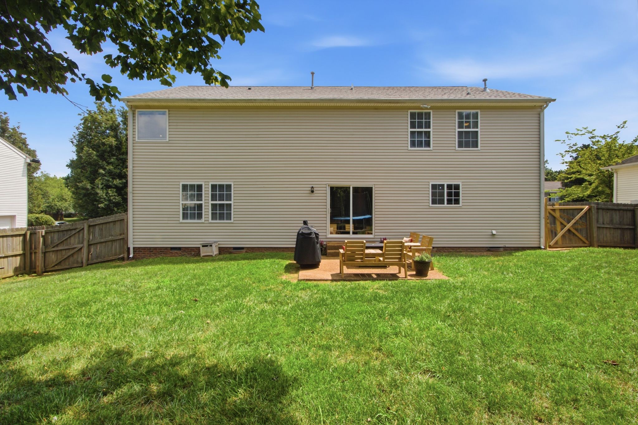 2923 Burtonwood Dr, Spring Hill, TN 37174