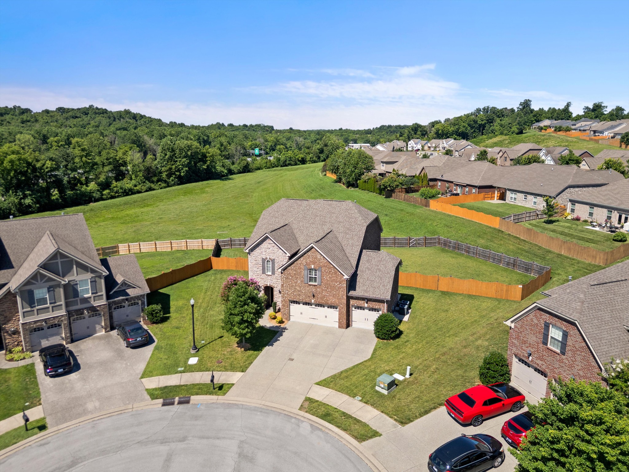 995 Waterstone Dr, Lebanon, TN 37090