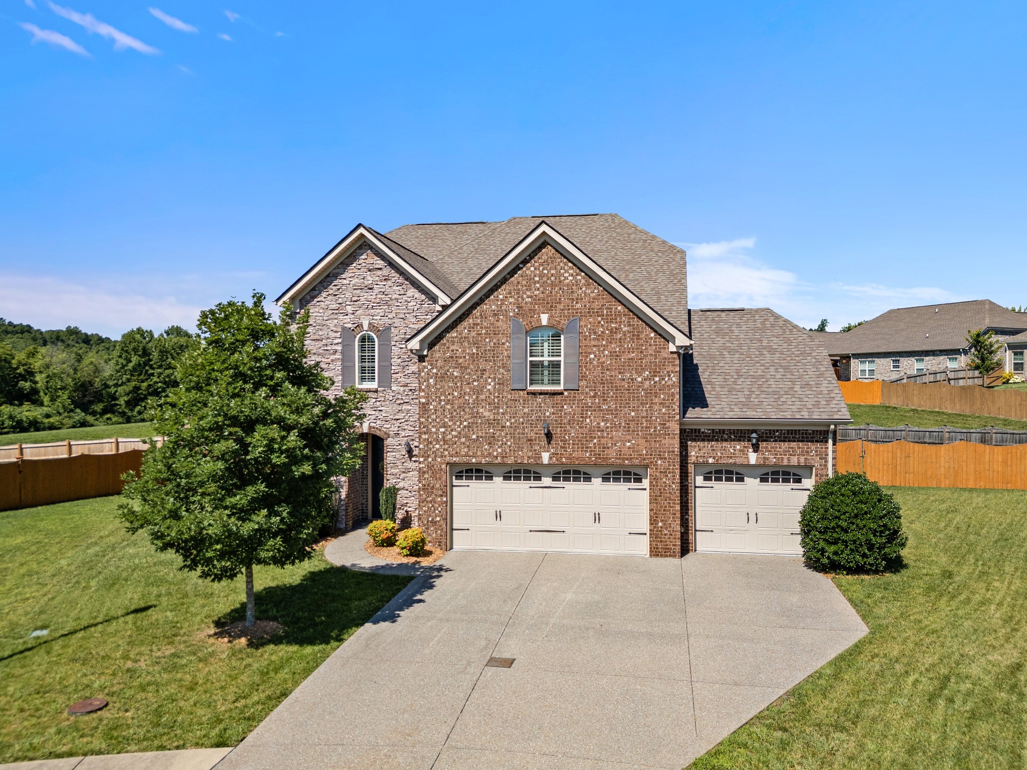 995 Waterstone Dr, Lebanon, TN 37090