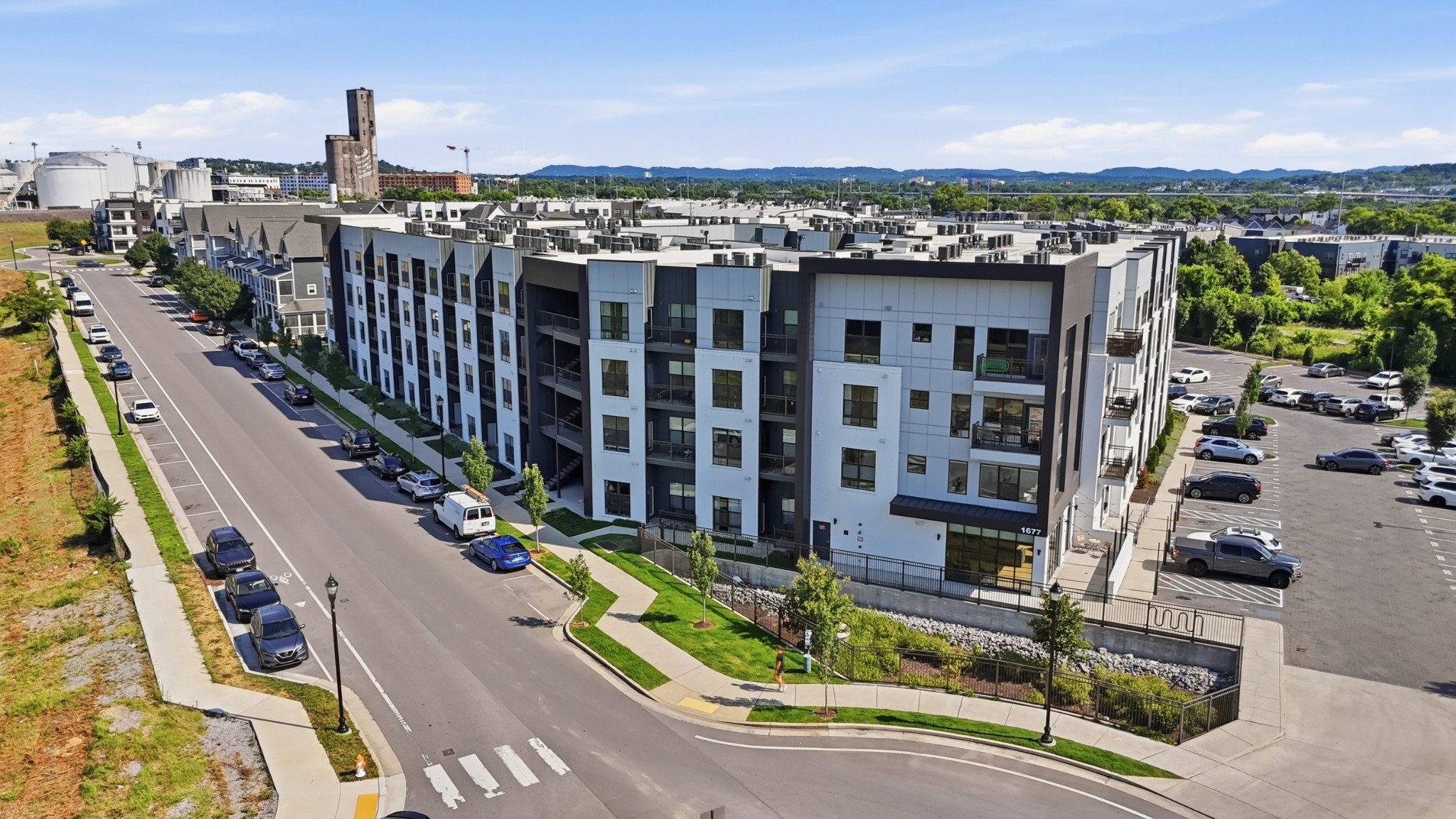 1677 54th Ave N #320, Nashville, TN 37209