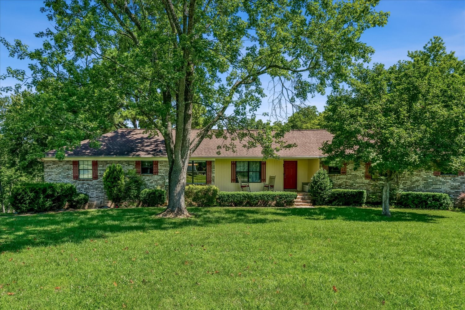305 Tanglewood Dr, Mount Juliet, TN 37122