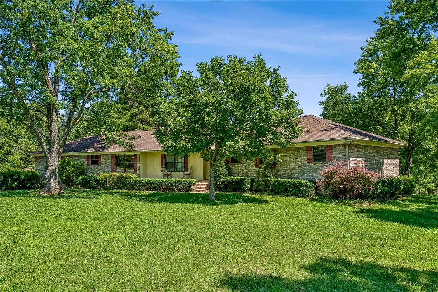 305 Tanglewood Dr, Mount Juliet, TN 37122