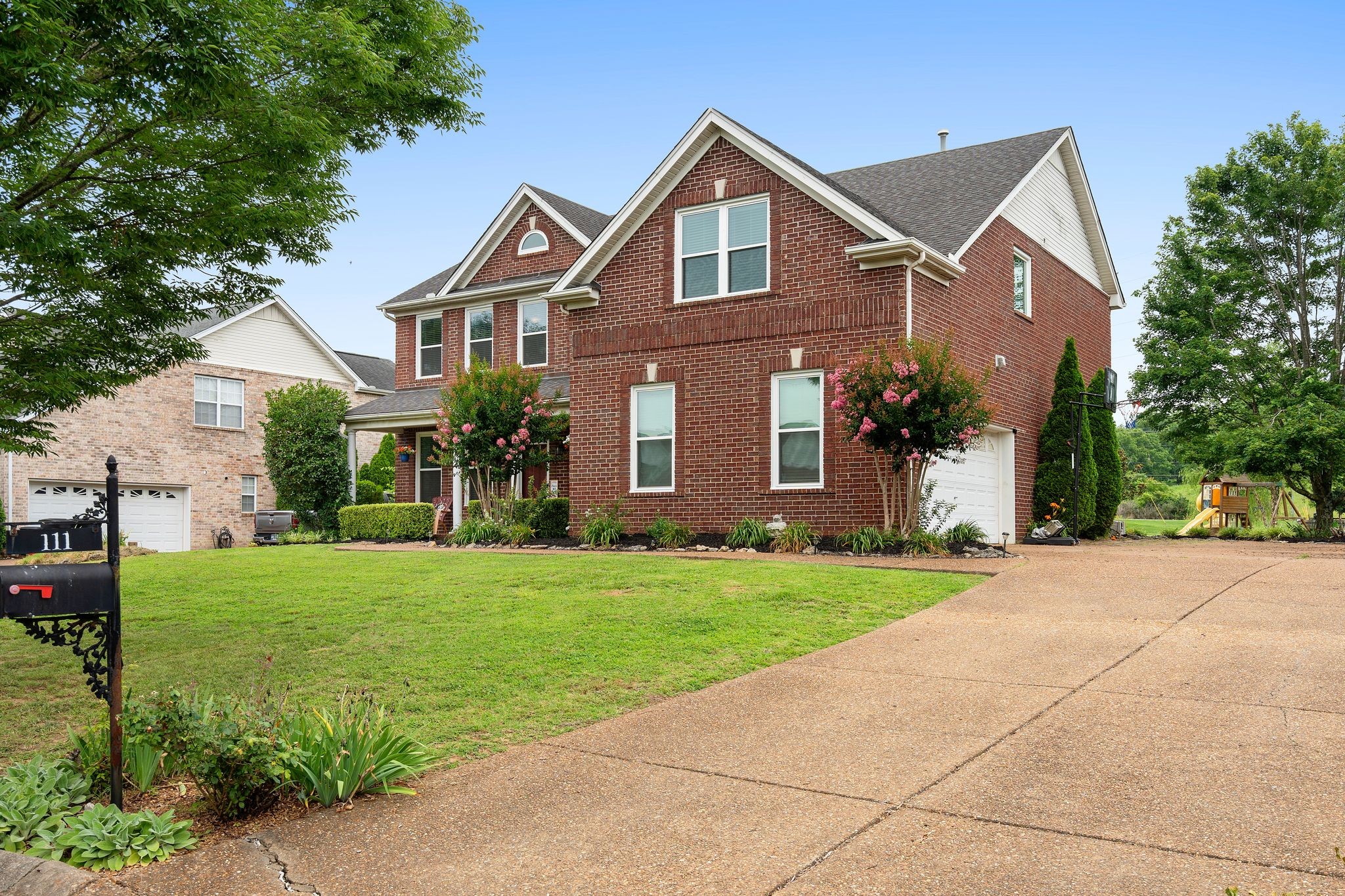 111 Camp Creek Cir, Hendersonville, TN 37075
