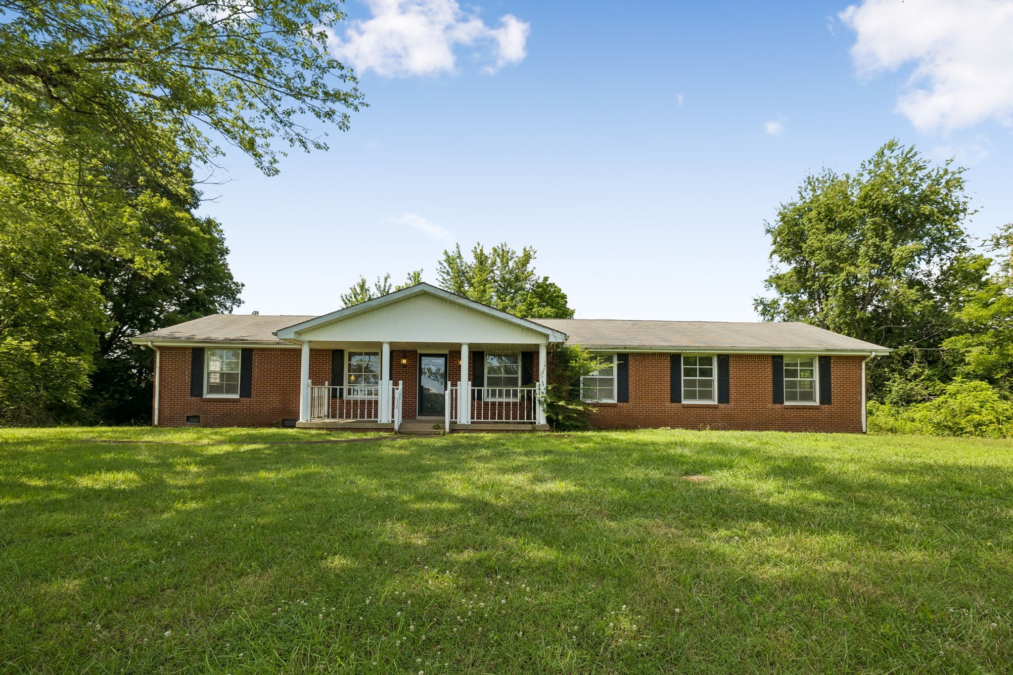 3320 Highway 49 E, Charlotte, TN 37036