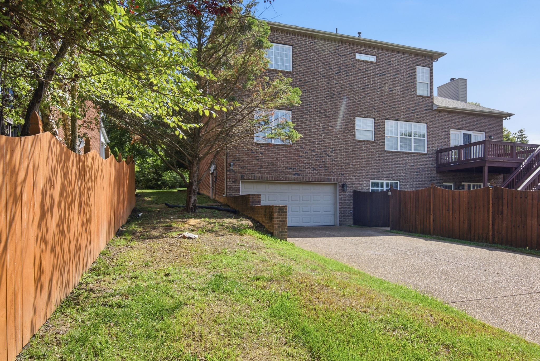 3041 Oxford Glen Dr, Franklin, TN 37067