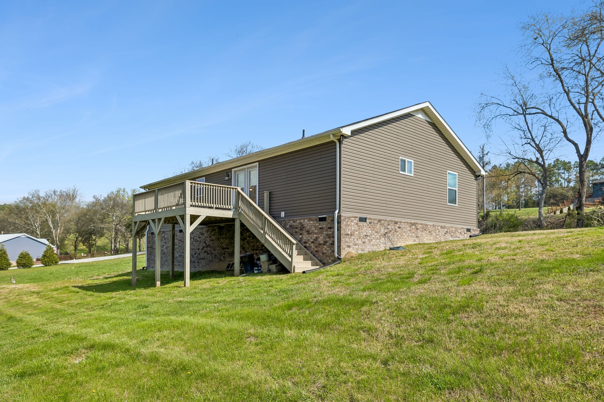 2 Hickman Creek Rd N, Hickman, TN 38567