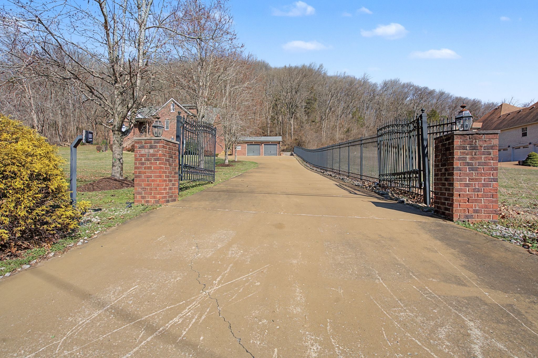 4952 Clarksville Hwy, Whites Creek, TN 37189