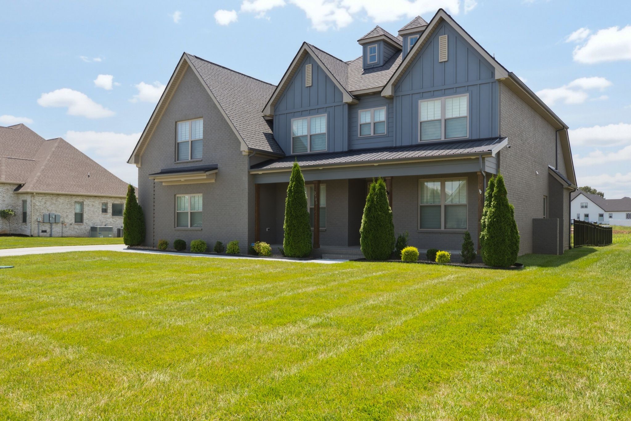 3705 Carriage Dr, Murfreesboro, TN 37128