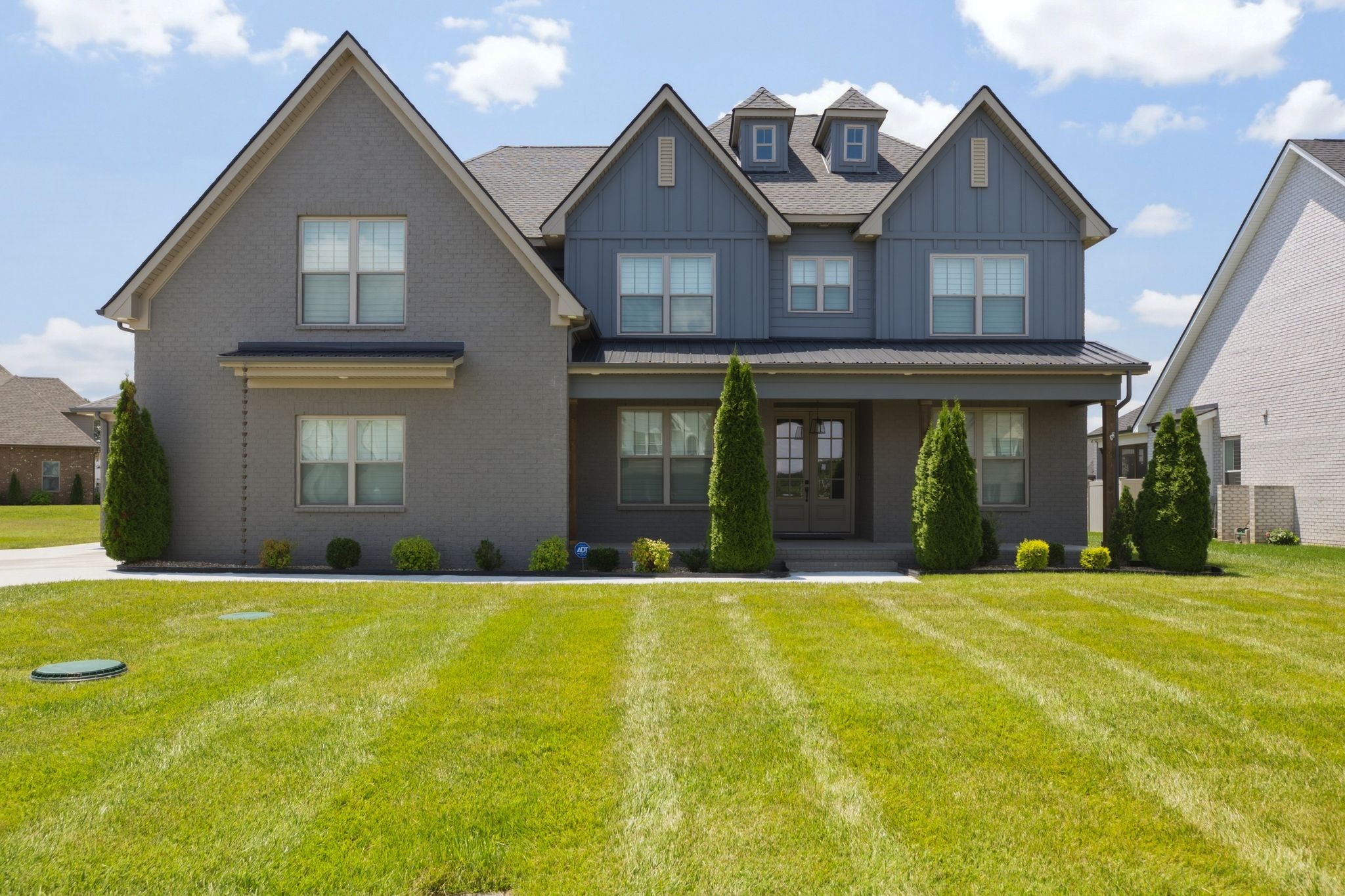 3705 Carriage Dr, Murfreesboro, TN 37128