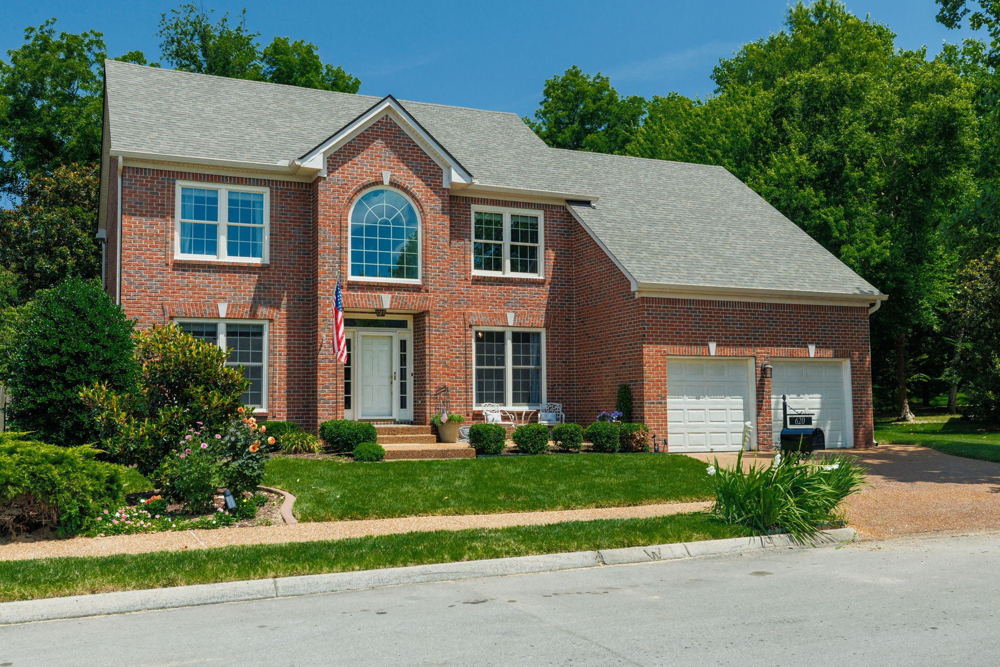 620 Crofton Park Ln, Franklin, TN 37069